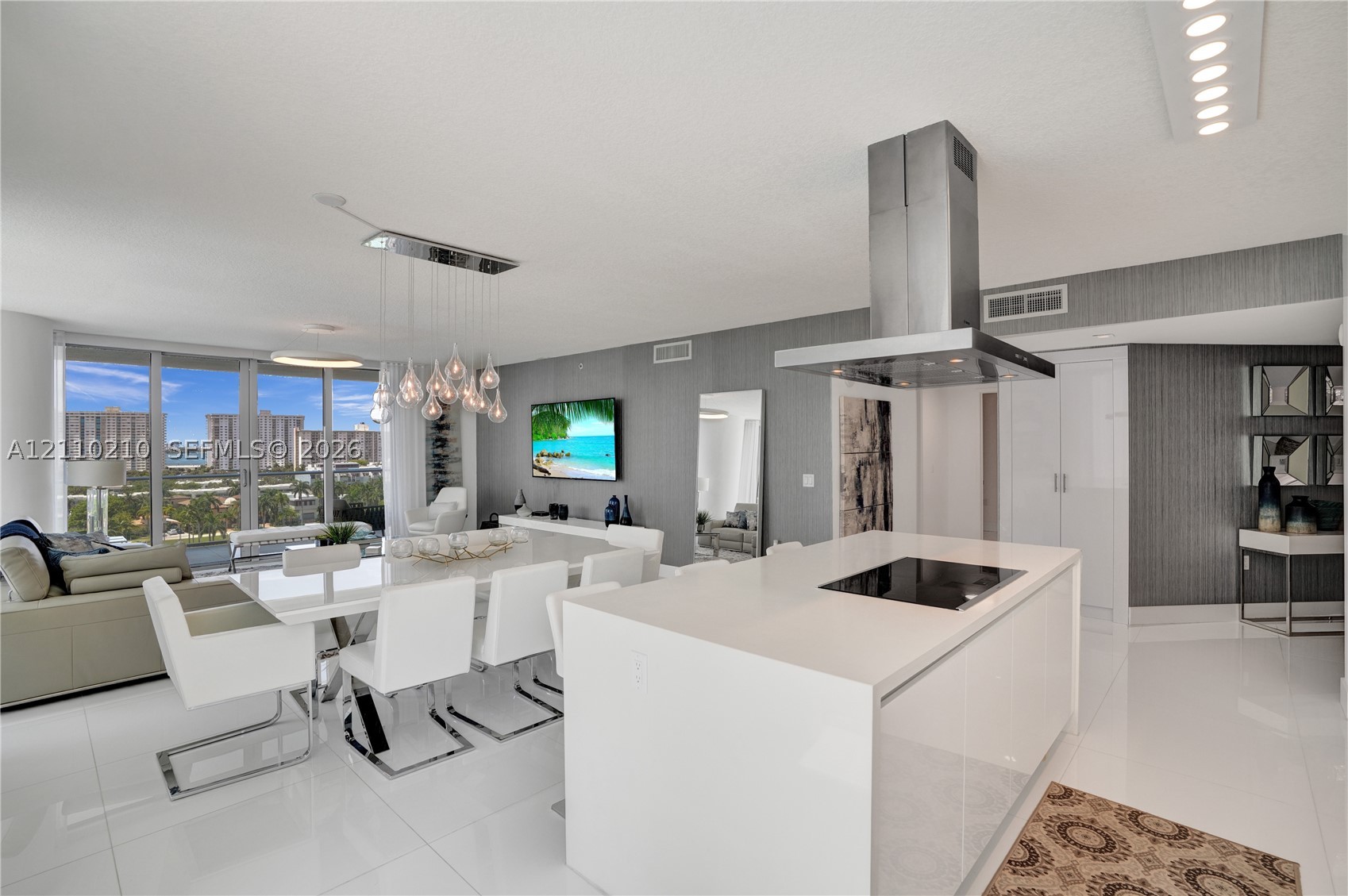 330 Sunny Isles Blvd #5-908