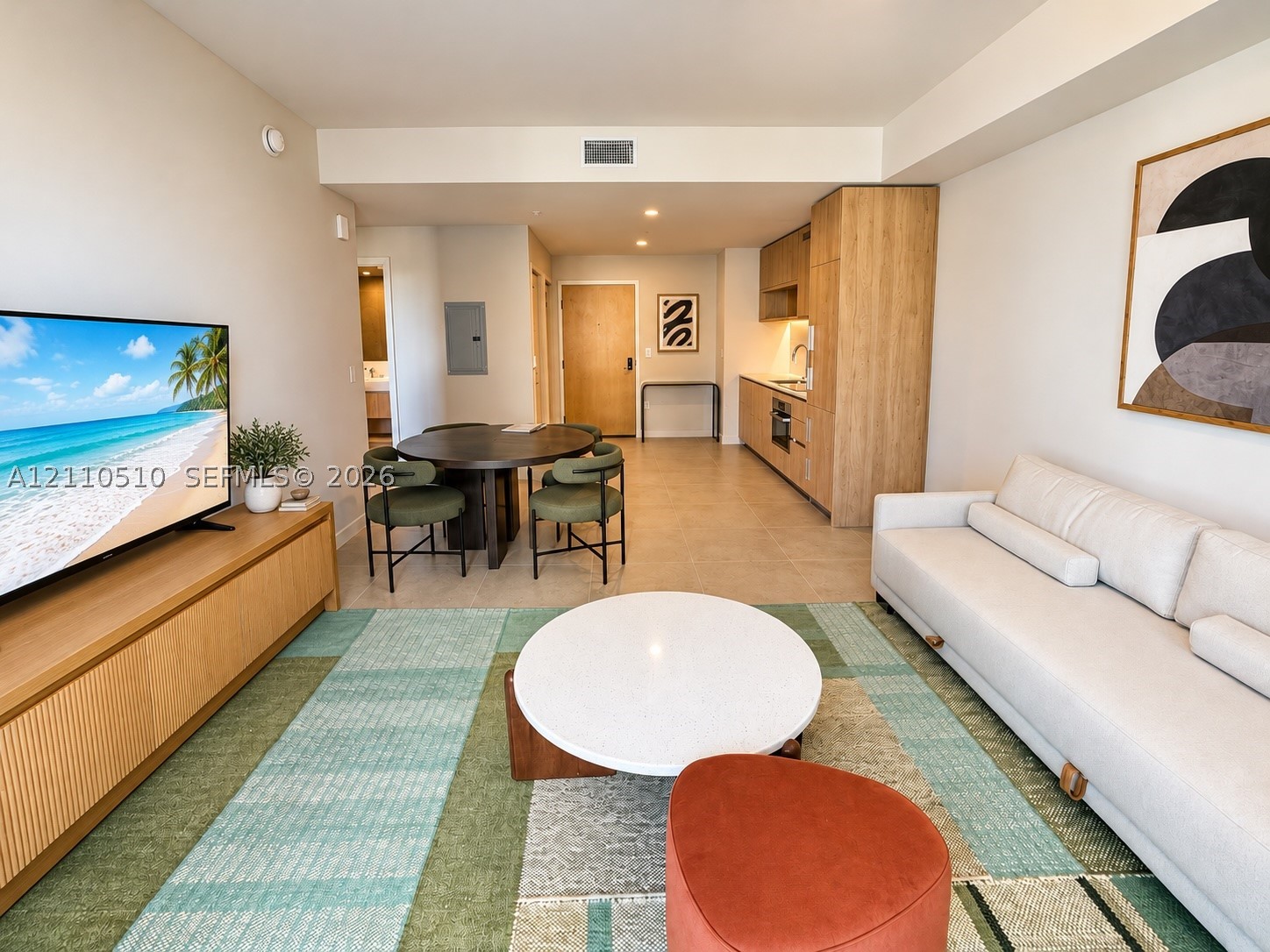 11 NE 6th St #1811 Miami, FL 33132