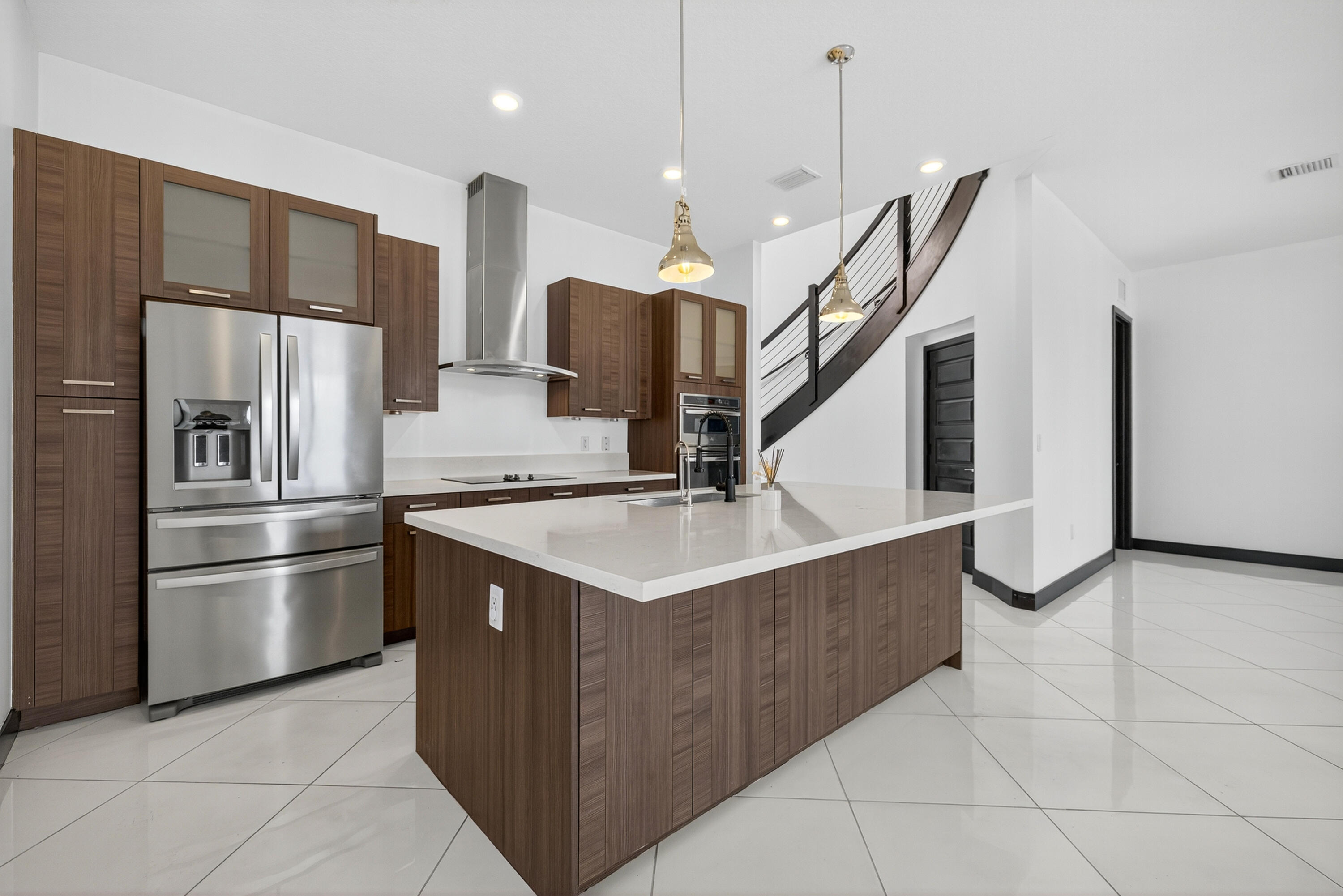 15800 NW 88th Miami Lakes, FL 33018