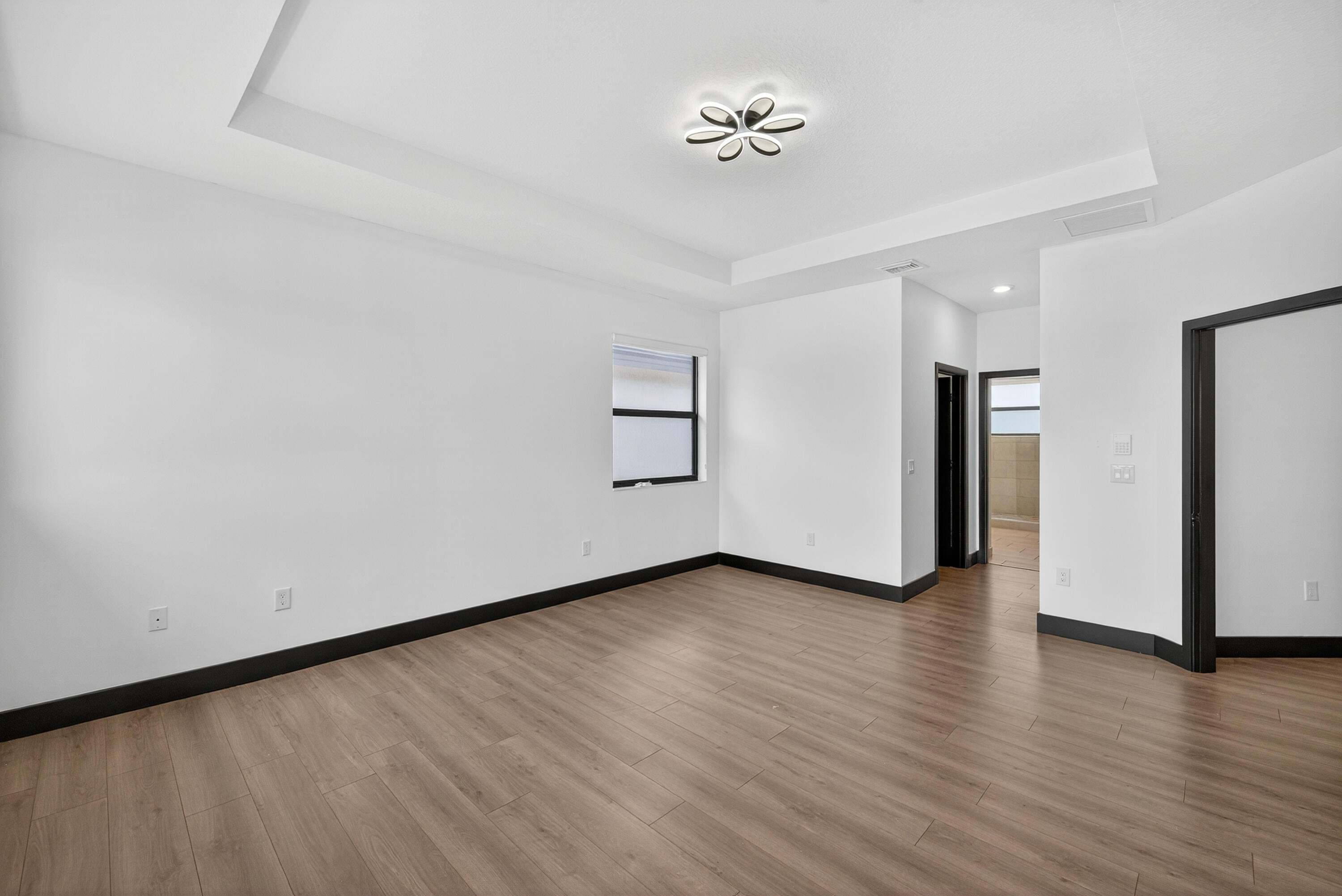 15800 NW 88th Miami Lakes, FL 33018