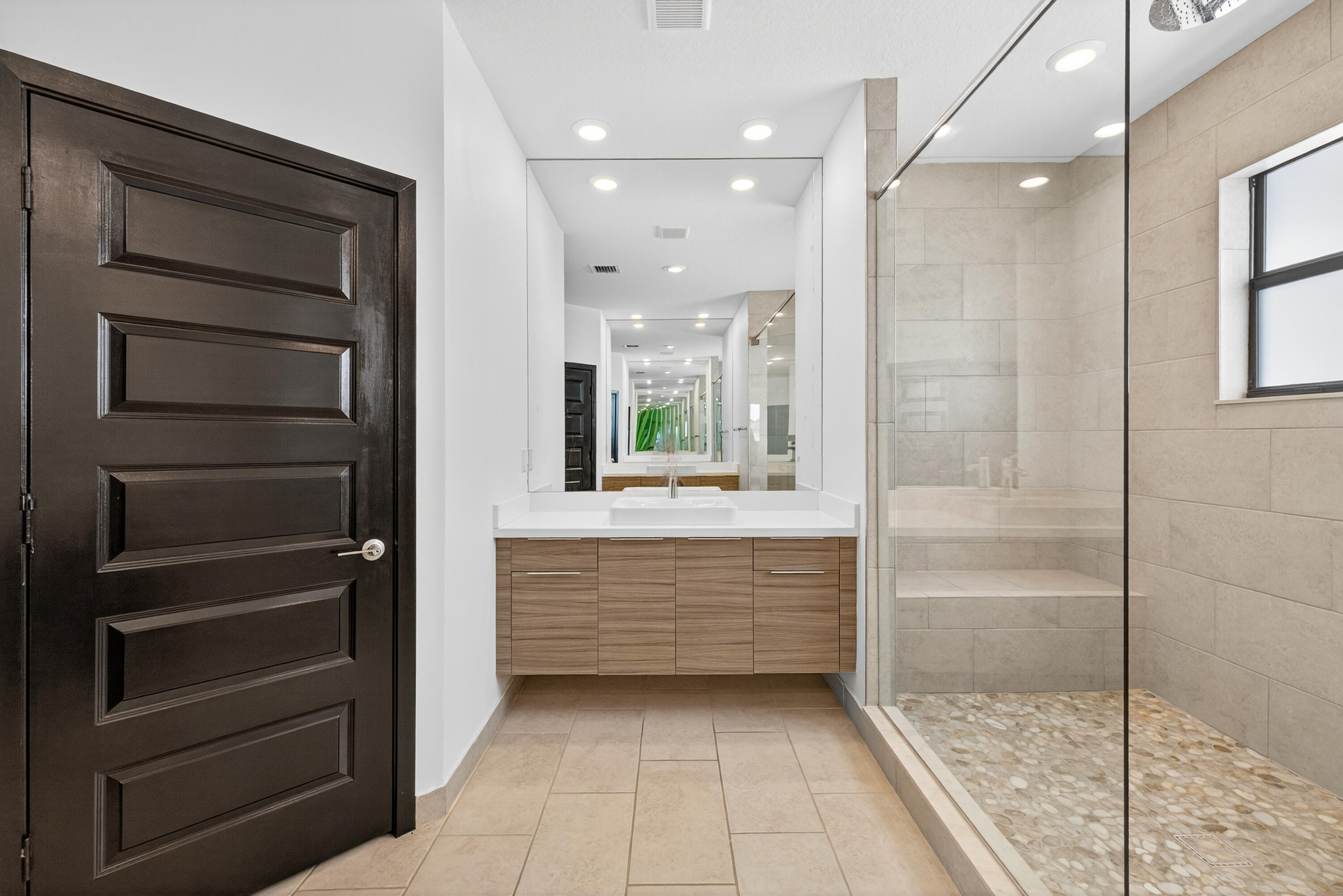 15800 NW 88th Miami Lakes, FL 33018