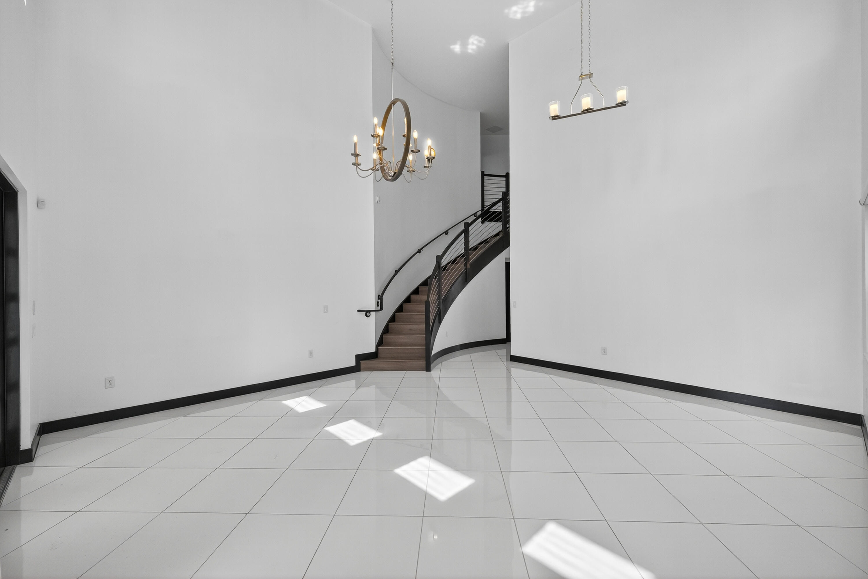 15800 NW 88th Miami Lakes, FL 33018