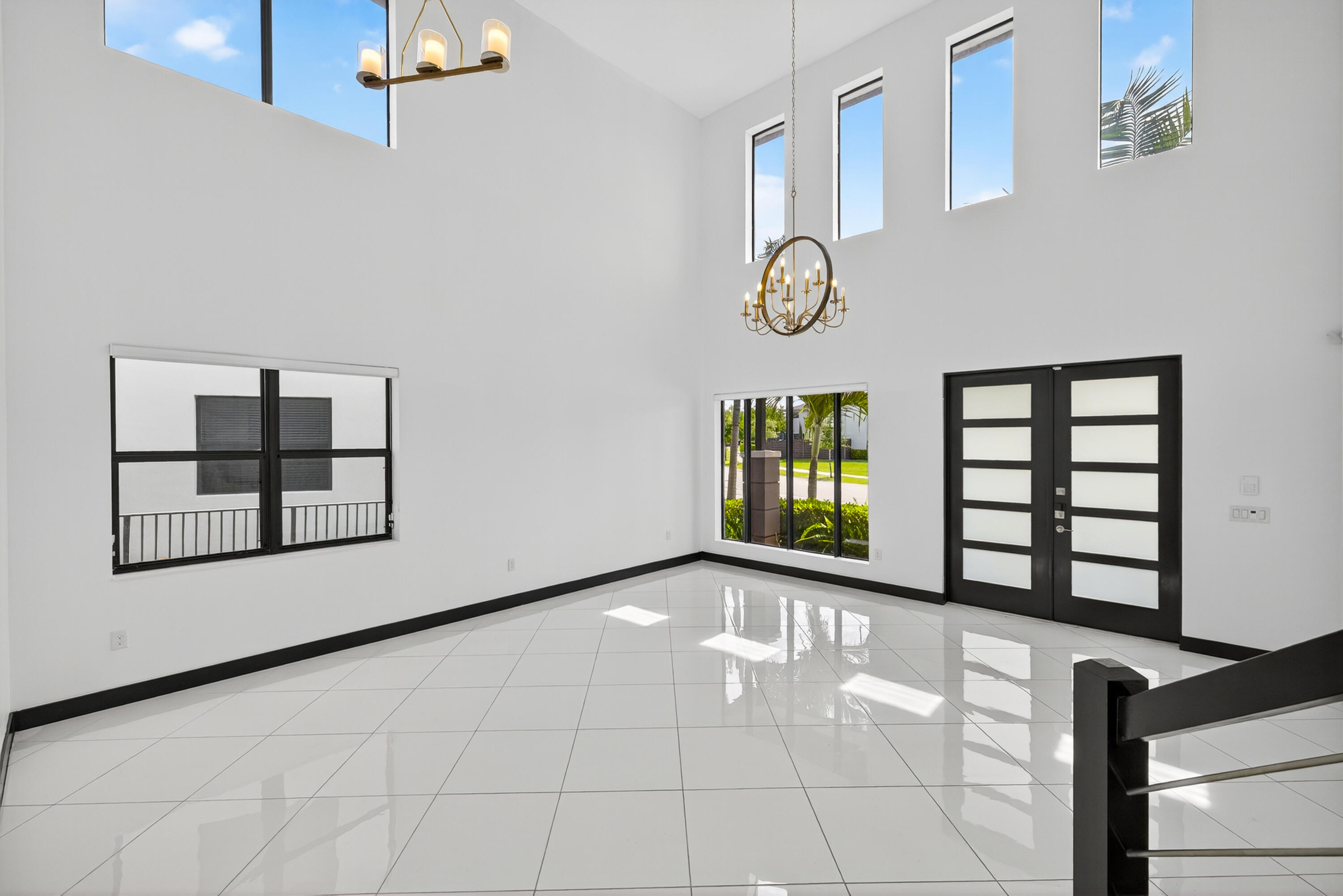 15800 NW 88th Miami Lakes, FL 33018