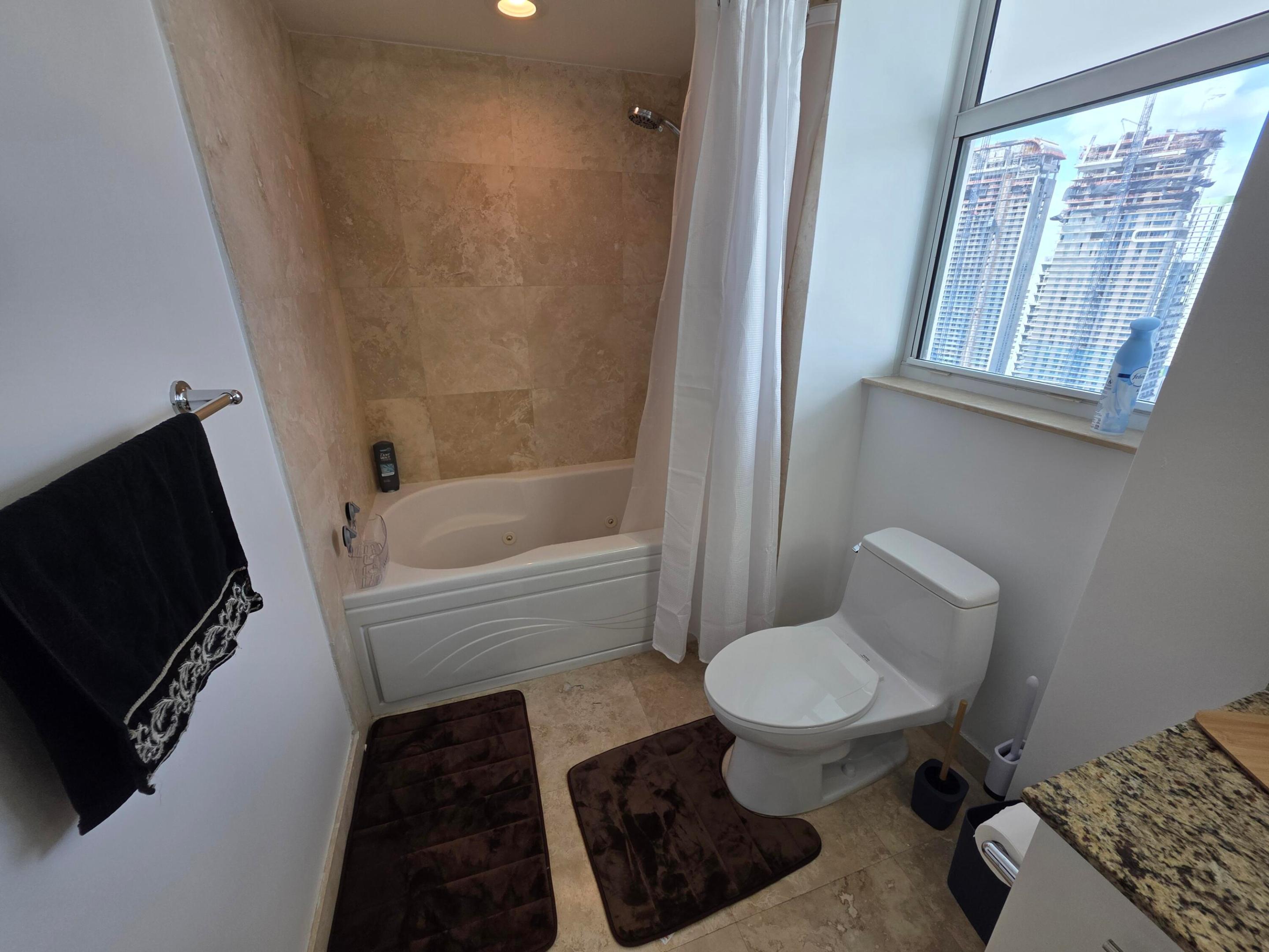 image Brickell on the River South13