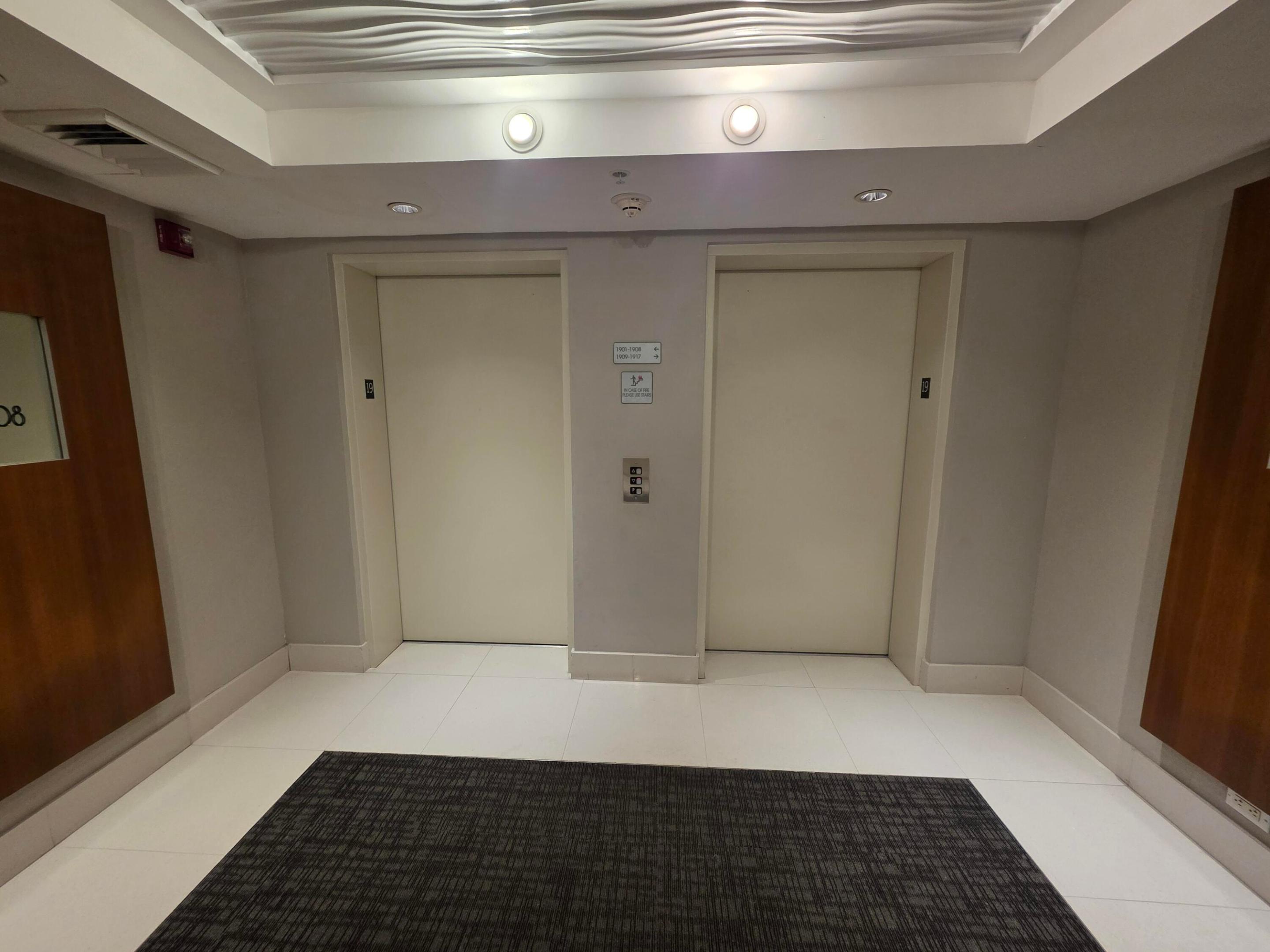 image Brickell on the River South17