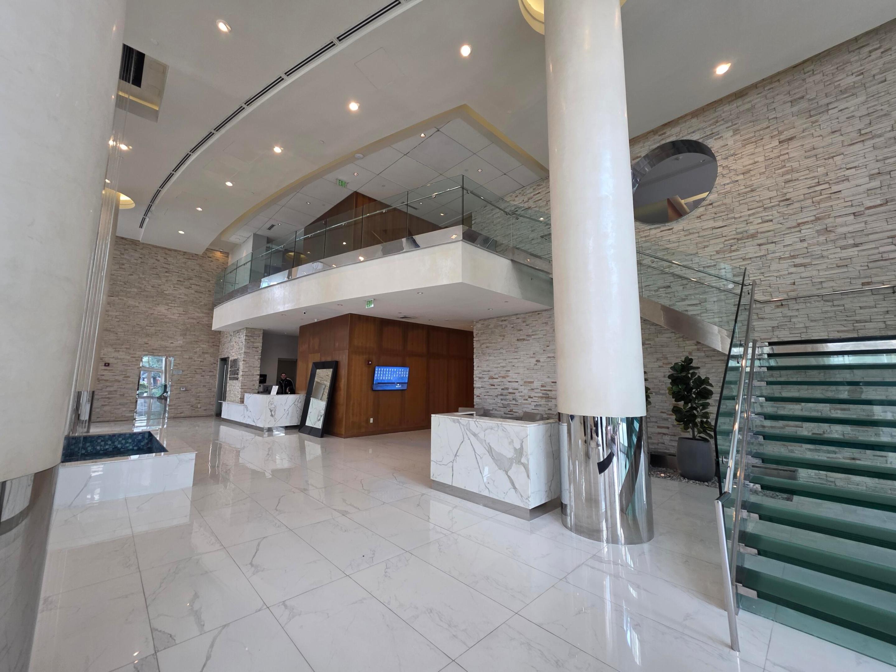 image Brickell on the River South20