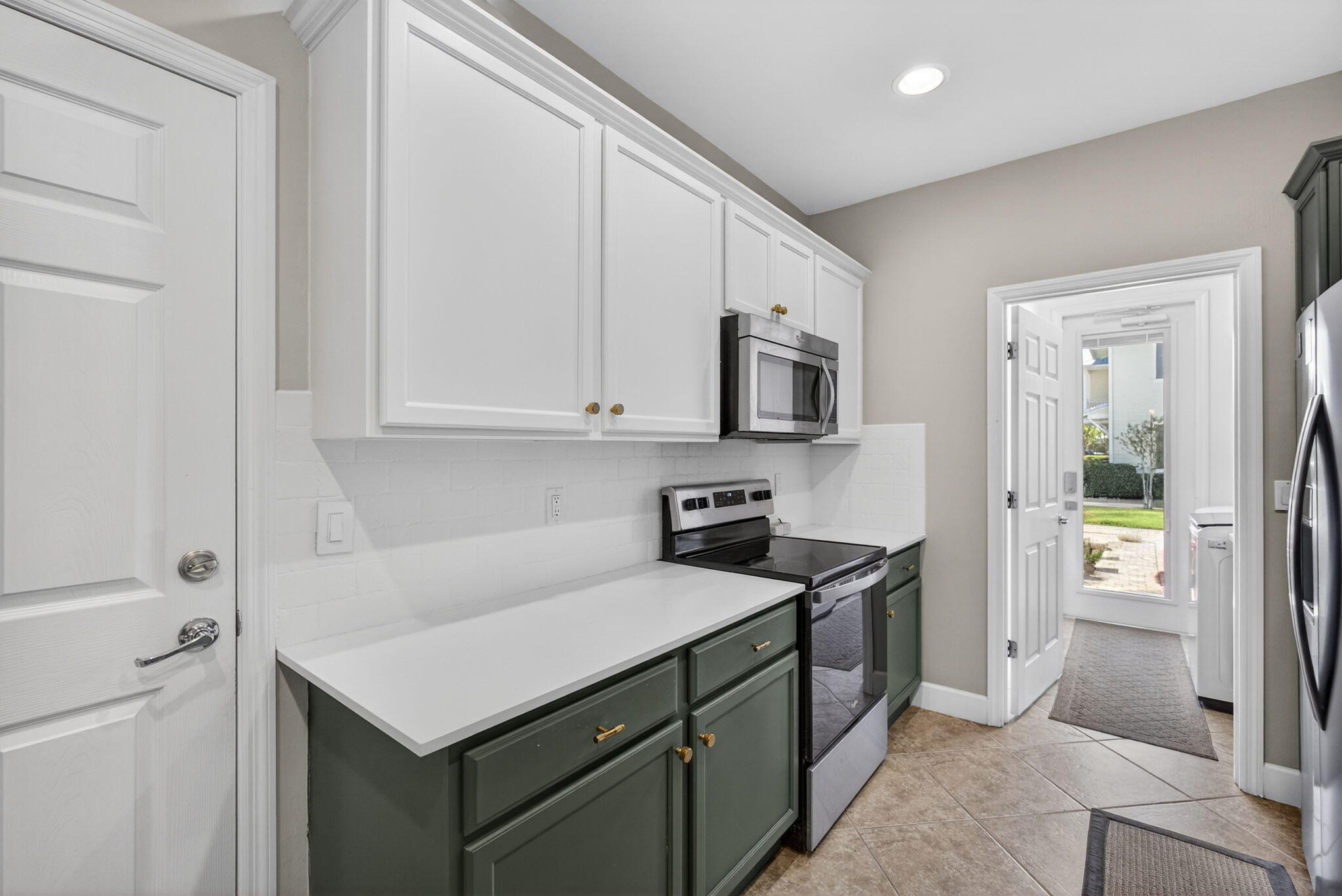 1122 Dakota Jupiter, FL 33458