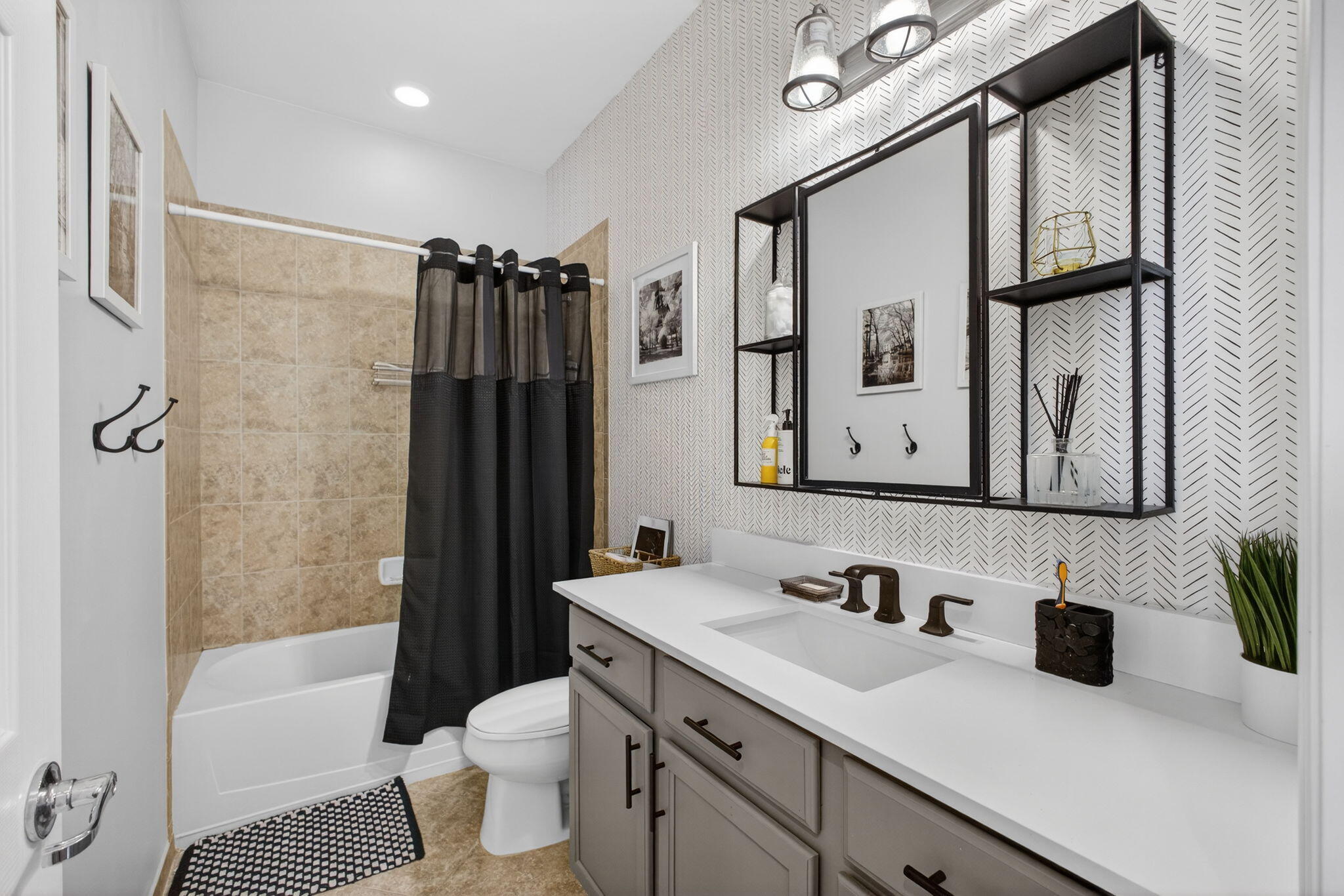 1122 Dakota Jupiter, FL 33458