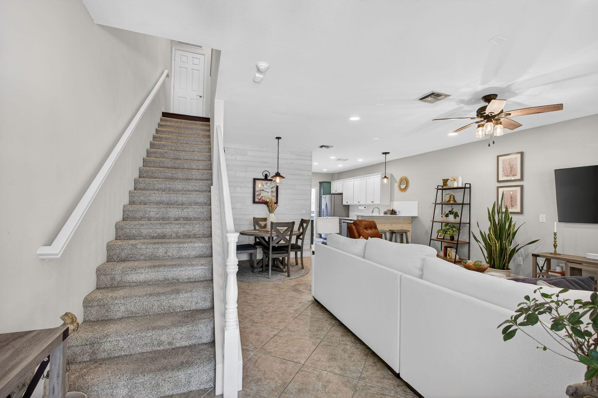 1122 Dakota Jupiter, FL 33458