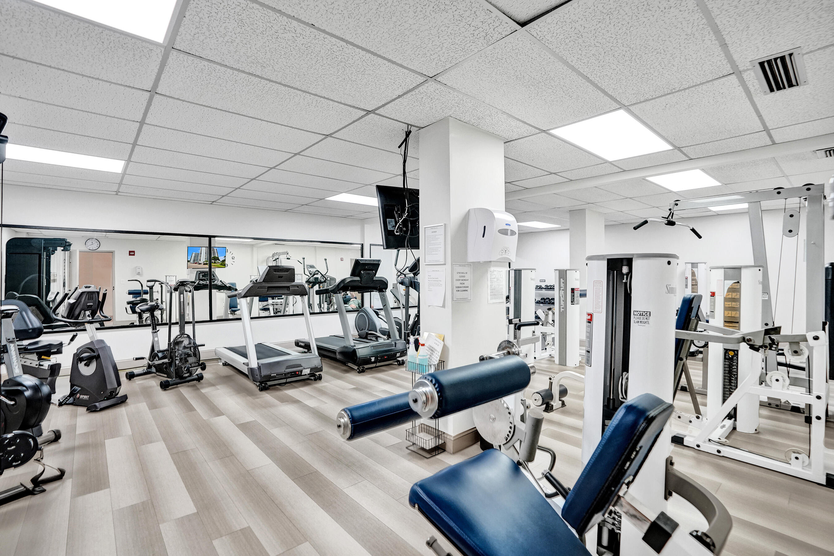 2701 N Ocean #17e Fort Lauderdale, FL 33308