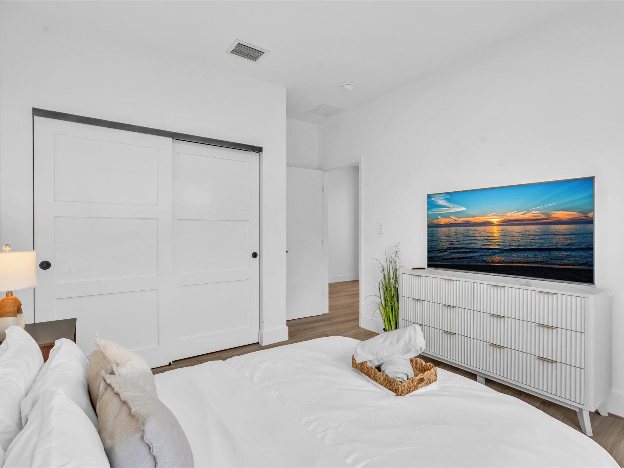 913 NE 15th Fort Lauderdale, FL 33304