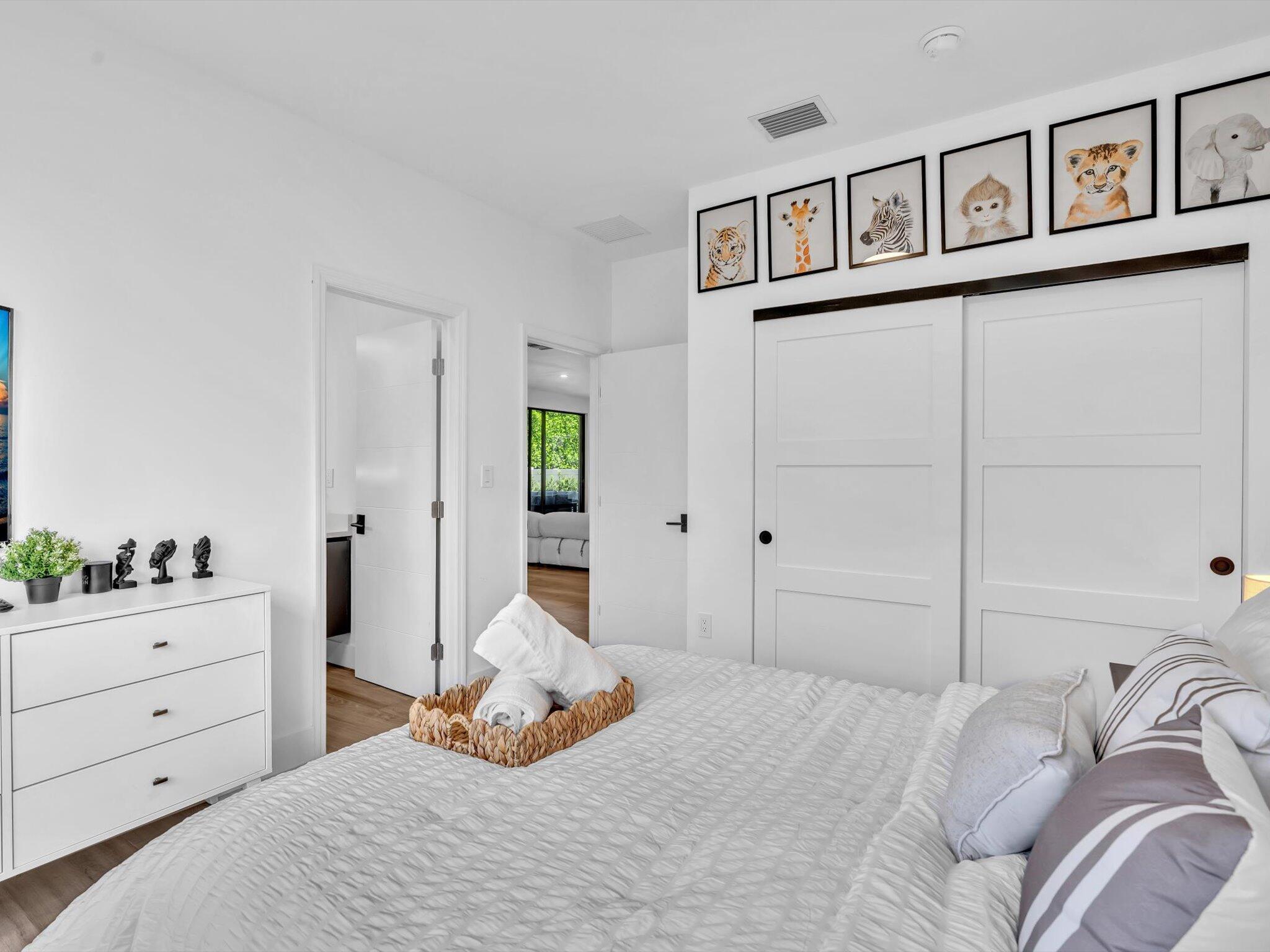 913 NE 15th Fort Lauderdale, FL 33304