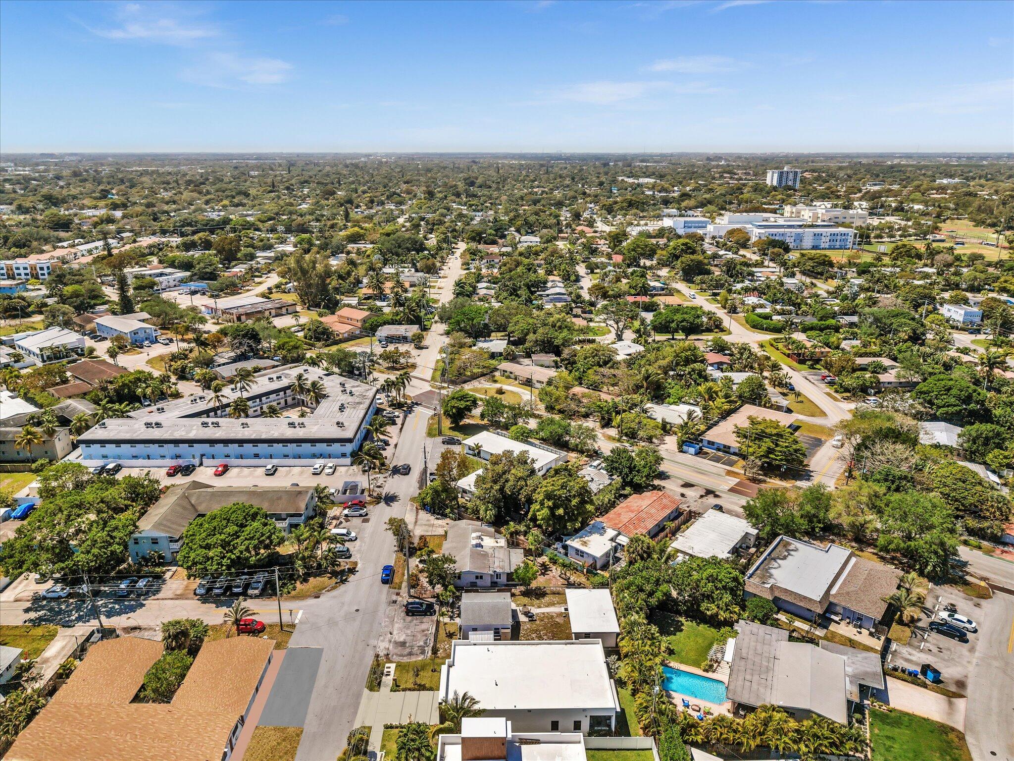 913 NE 15th Fort Lauderdale, FL 33304