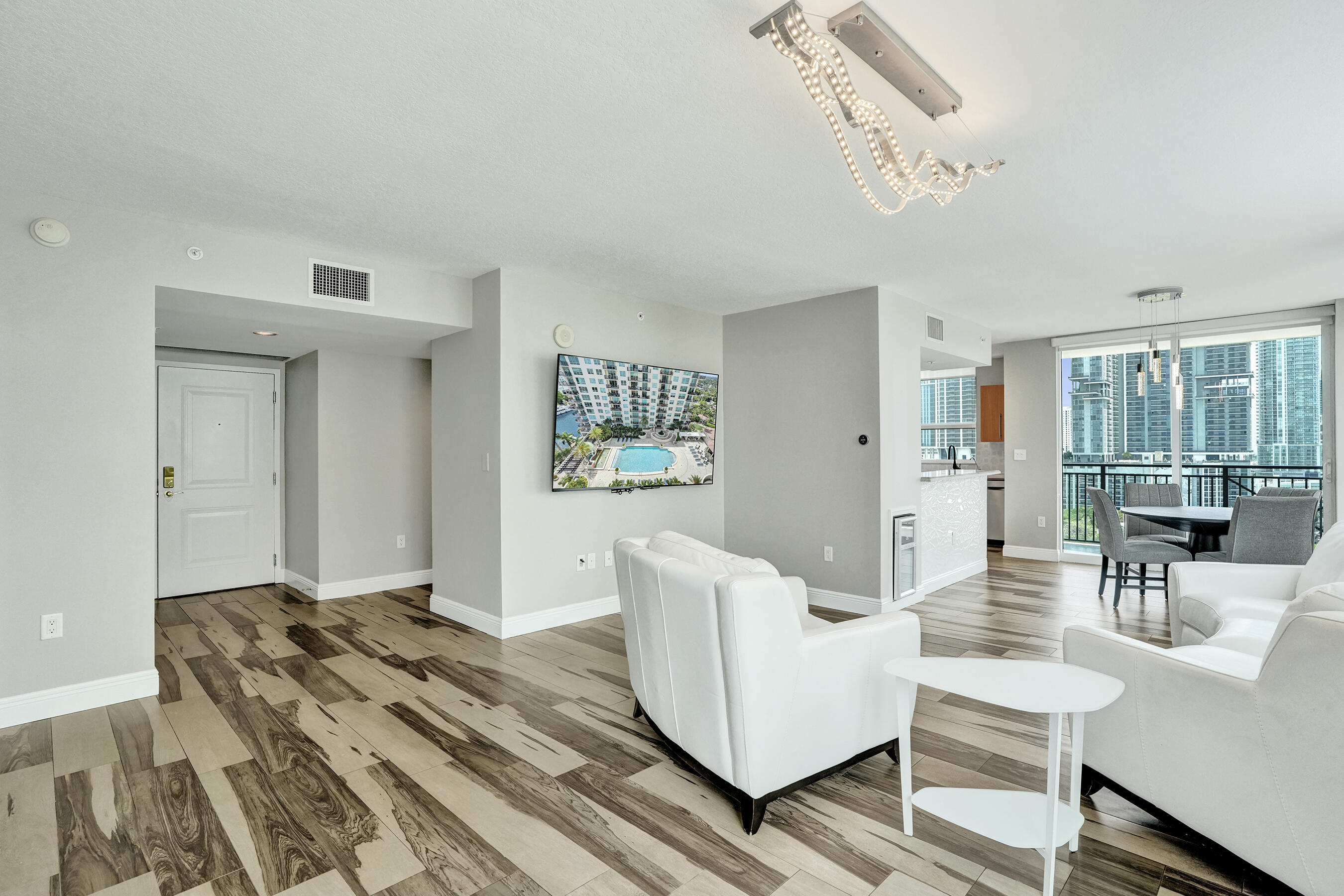 610 W Las Olas #1518n Fort Lauderdale, FL 33312