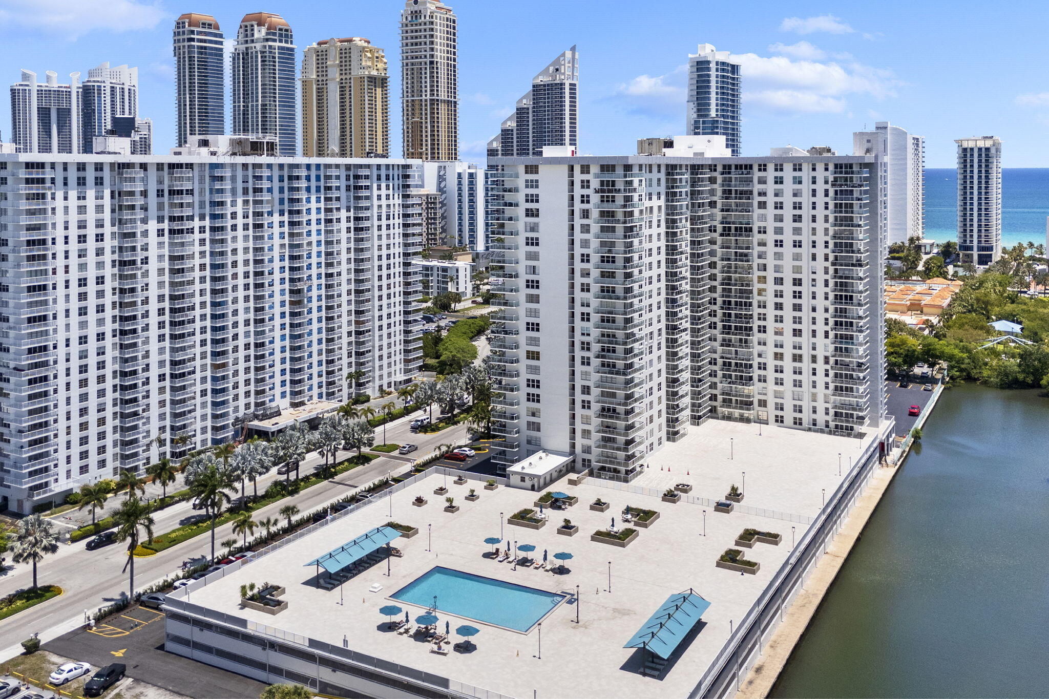 image Winston Towers 30033