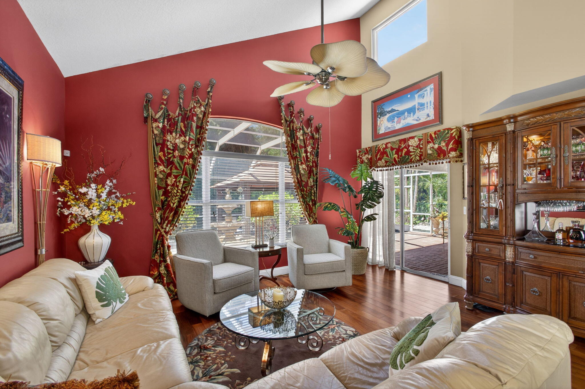 5137 Elpine Riviera Beach, FL 33418