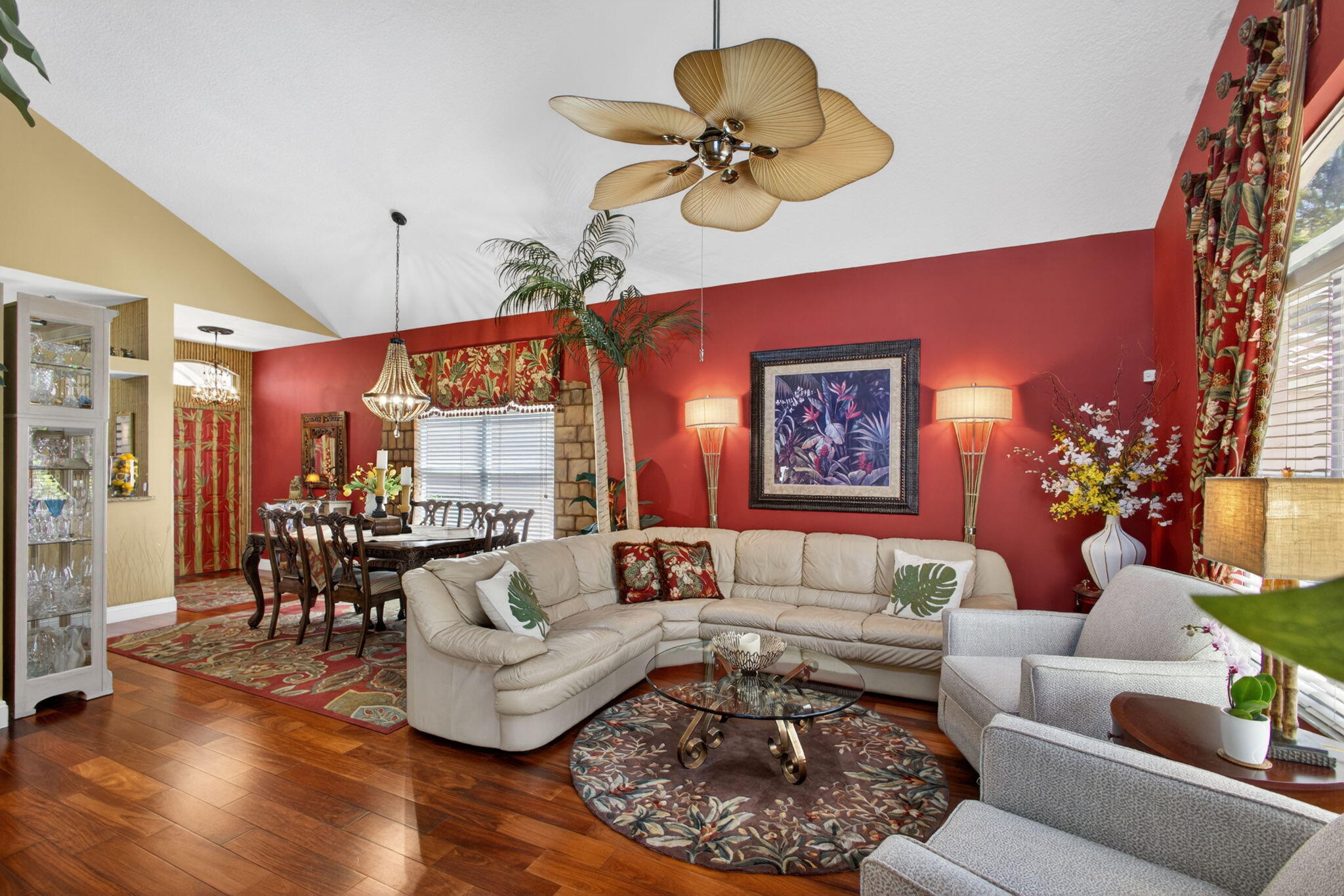 5137 Elpine Riviera Beach, FL 33418