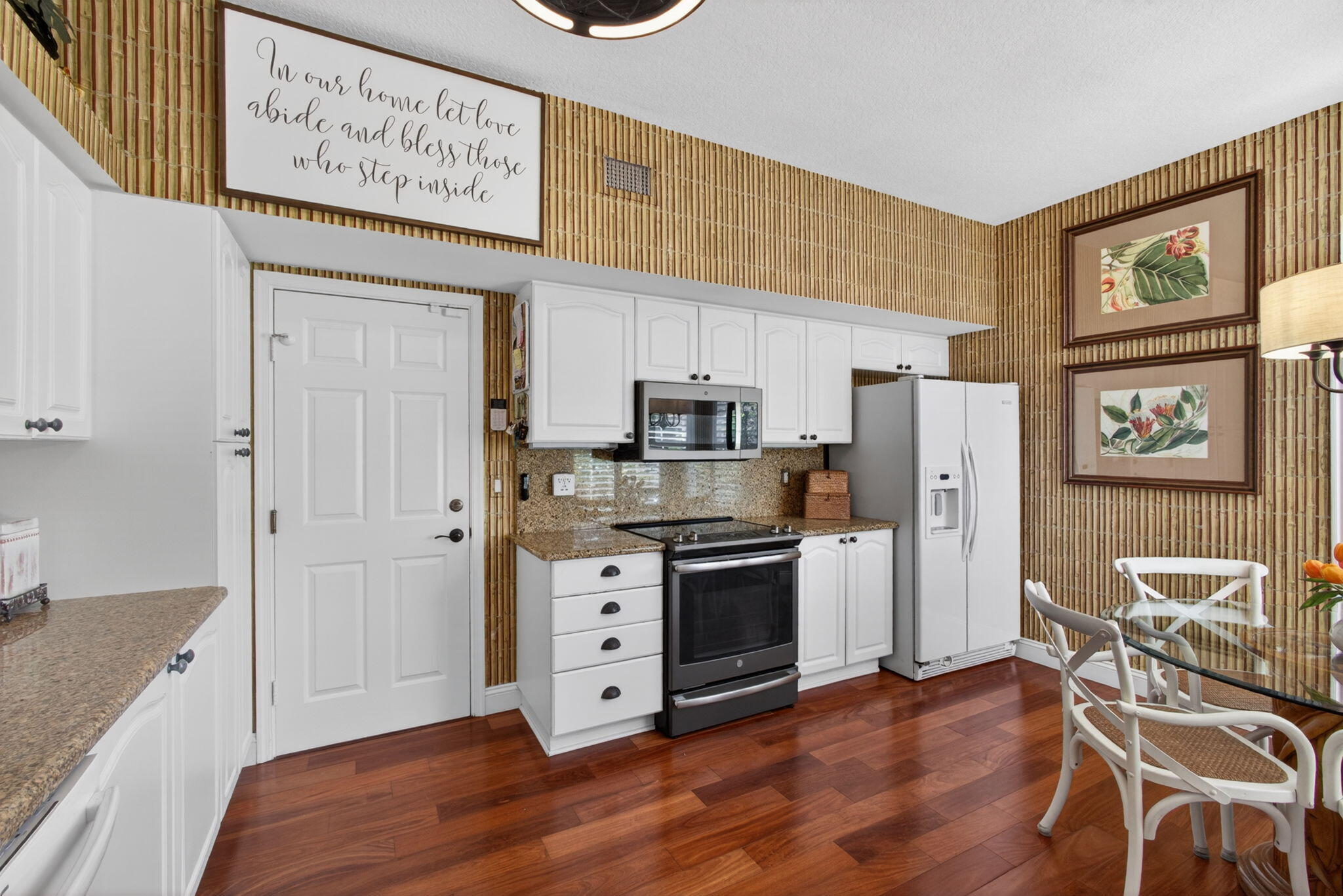 5137 Elpine Riviera Beach, FL 33418