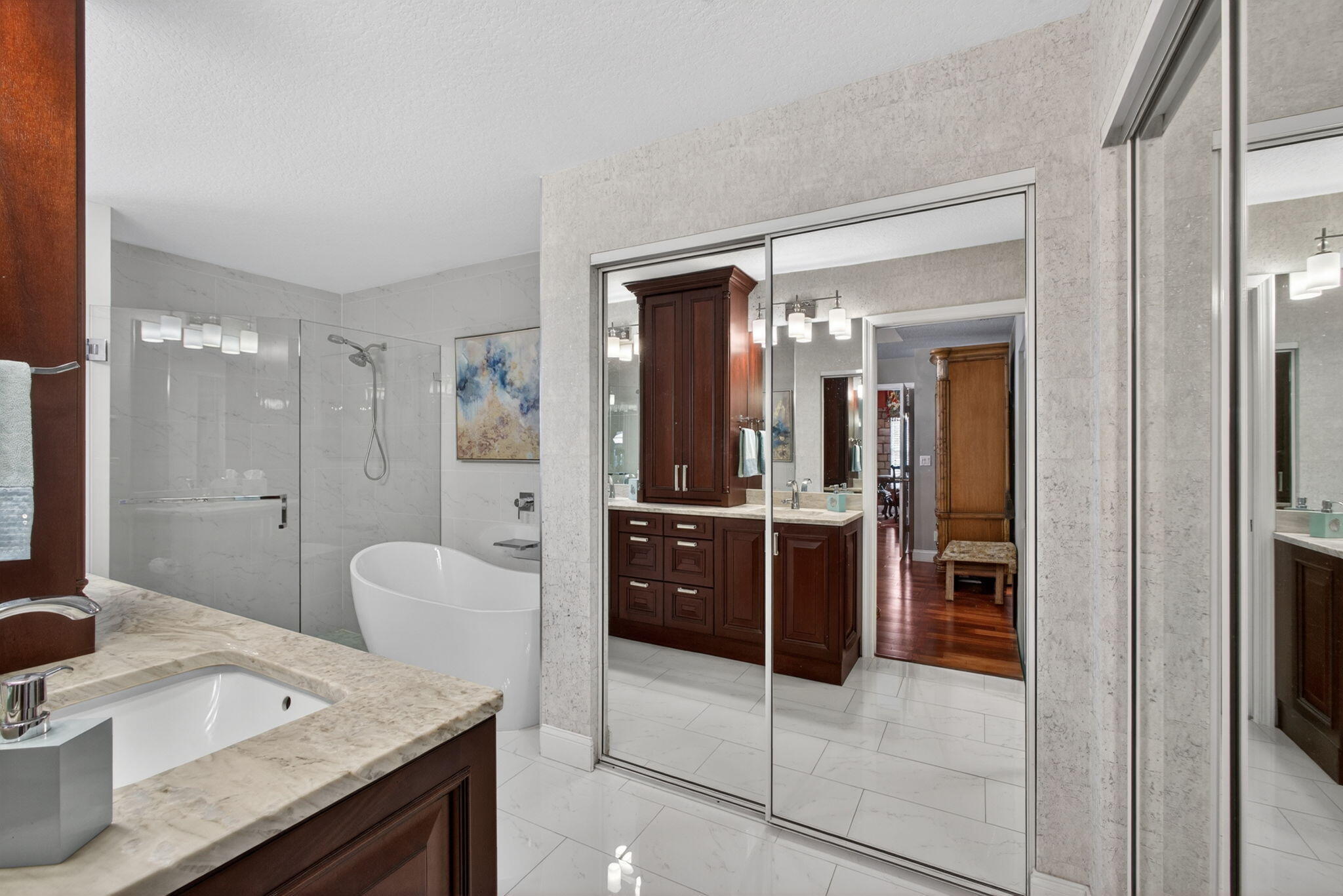 5137 Elpine Riviera Beach, FL 33418