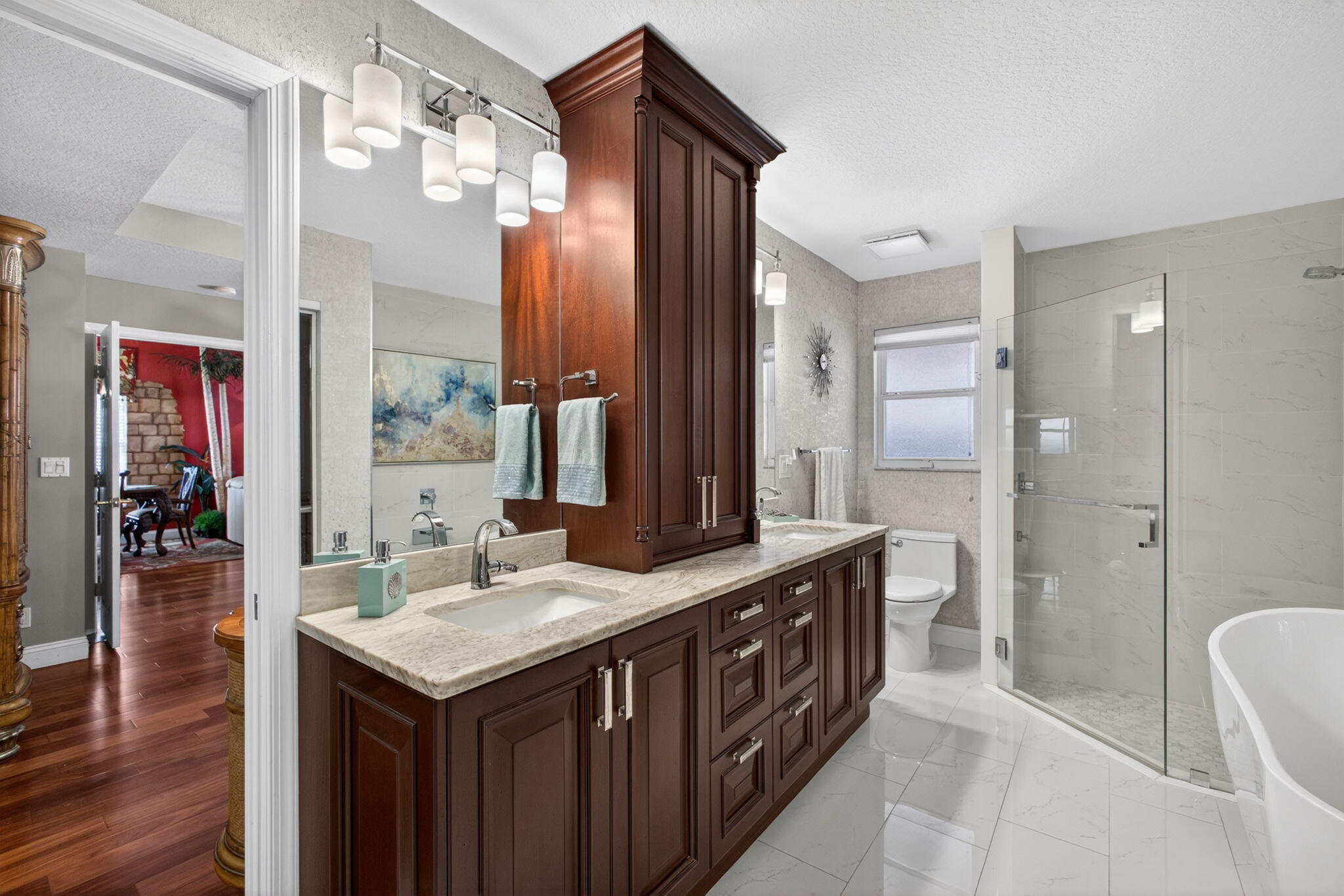5137 Elpine Riviera Beach, FL 33418
