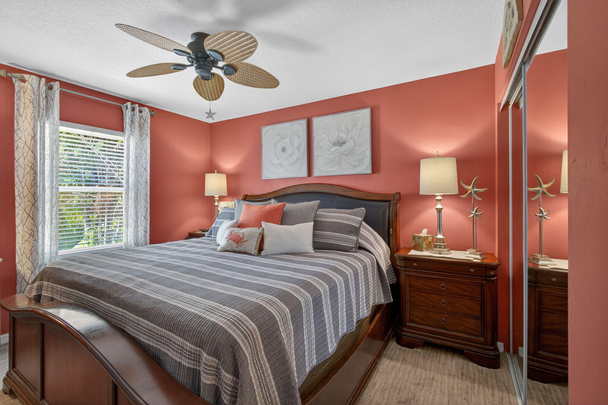 5137 Elpine Riviera Beach, FL 33418