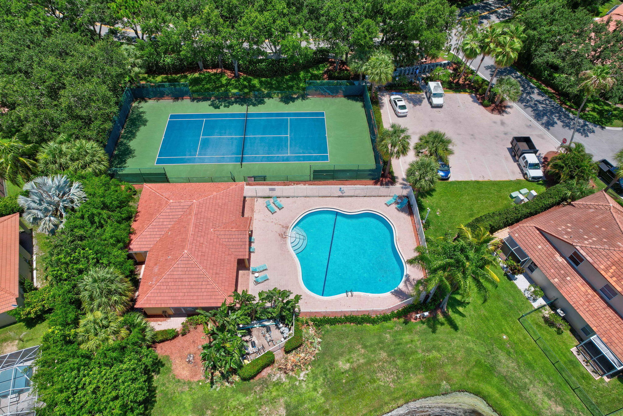 5137 Elpine Riviera Beach, FL 33418