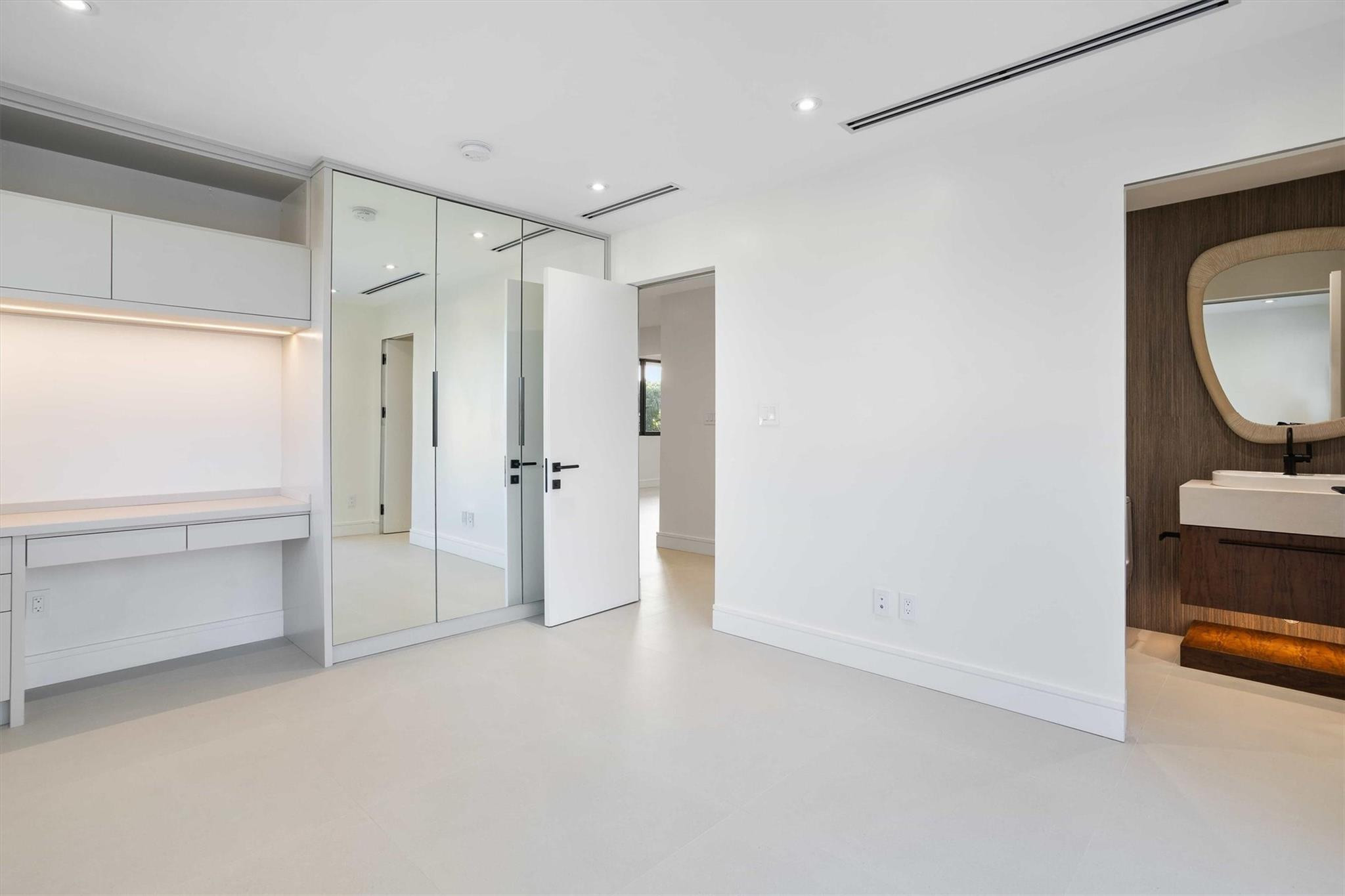 2791 NE 57th Fort Lauderdale, FL 33308