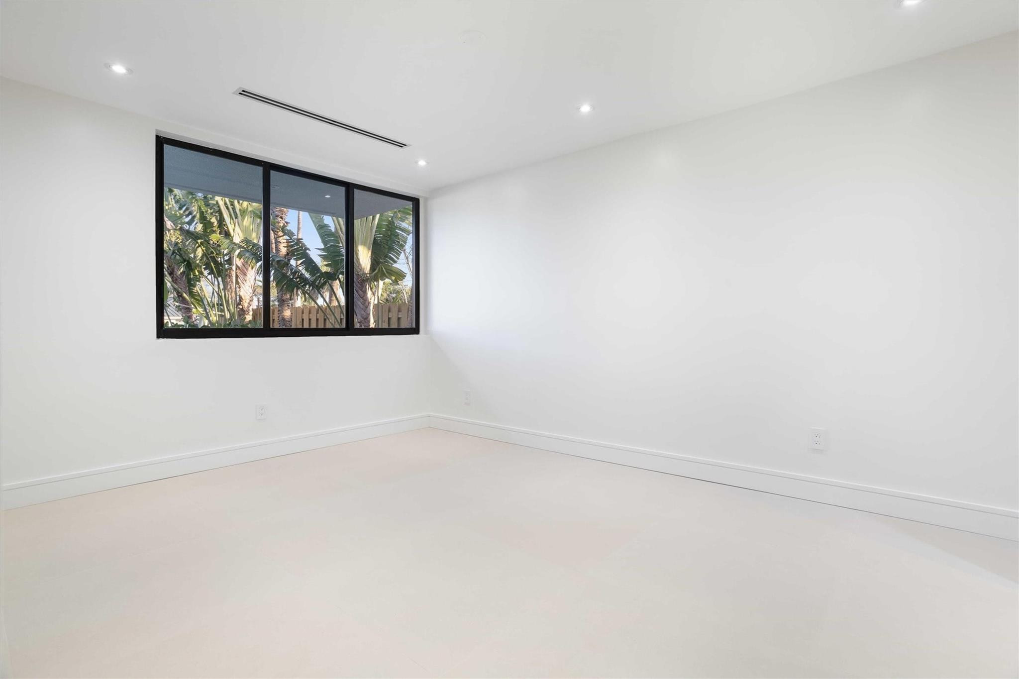 2791 NE 57th Fort Lauderdale, FL 33308