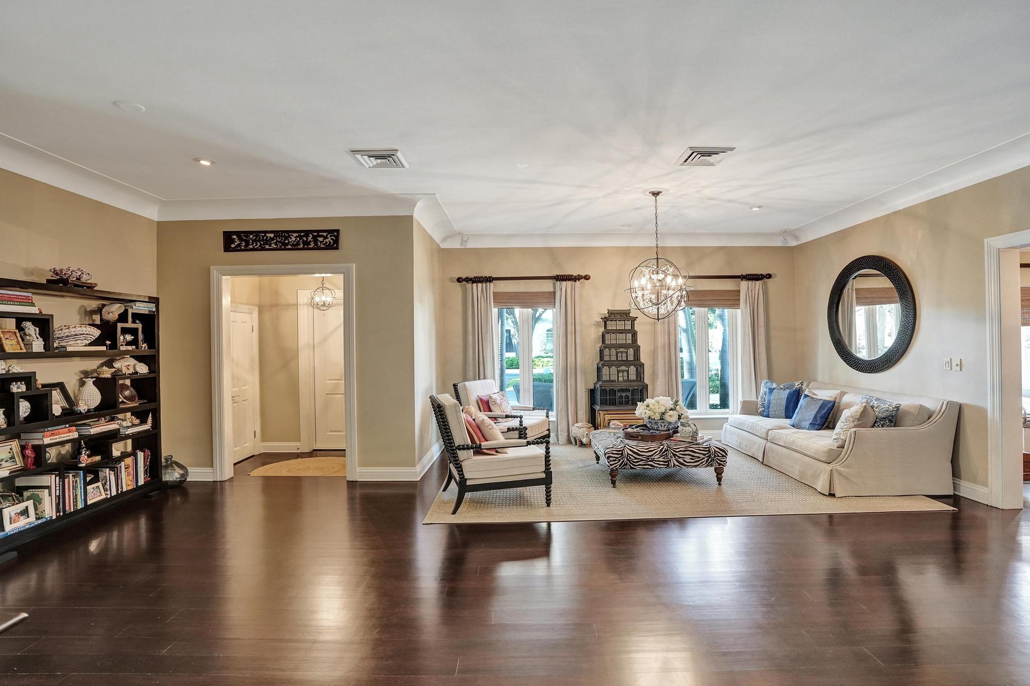 15 Minnetonka Sea Ranch Lakes, FL 33308