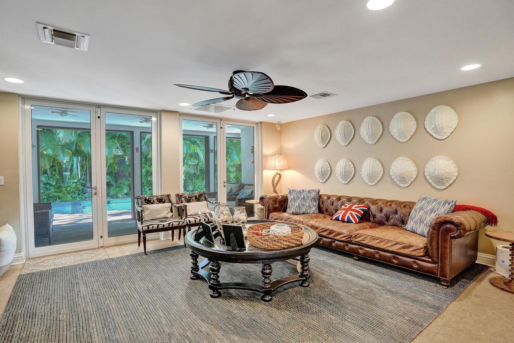 15 Minnetonka Sea Ranch Lakes, FL 33308