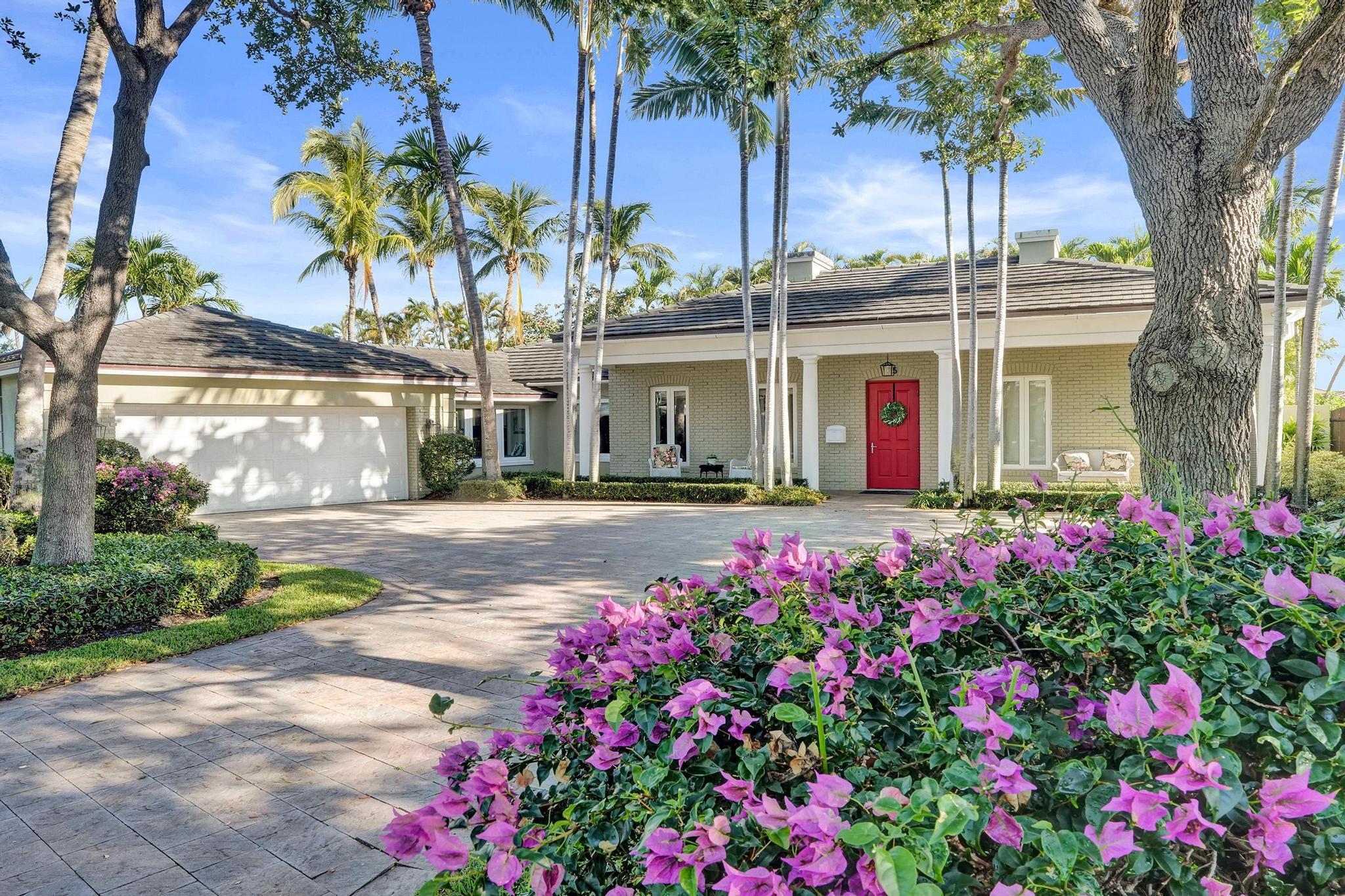 15 Minnetonka Sea Ranch Lakes, FL 33308
