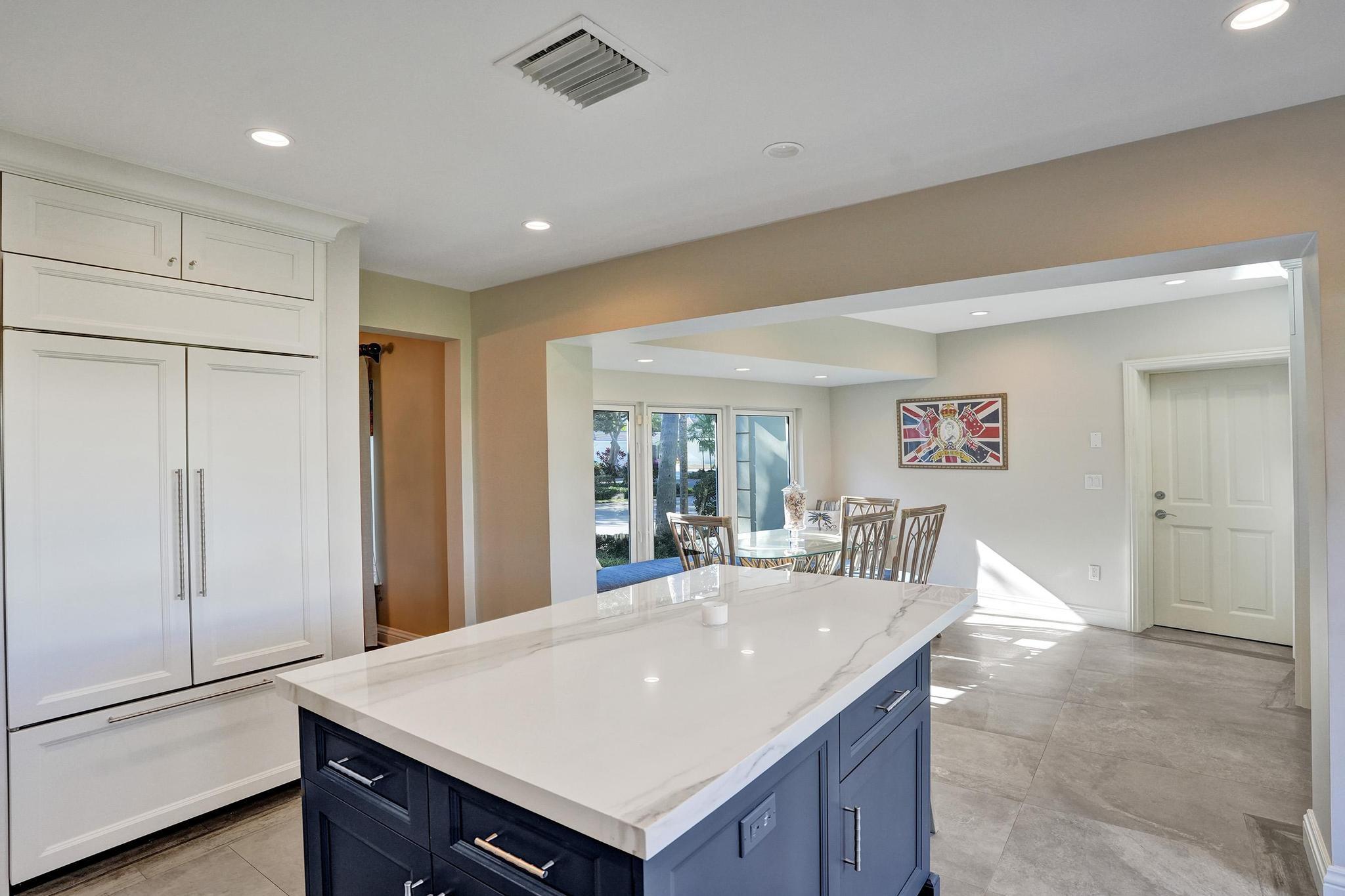 15 Minnetonka Sea Ranch Lakes, FL 33308