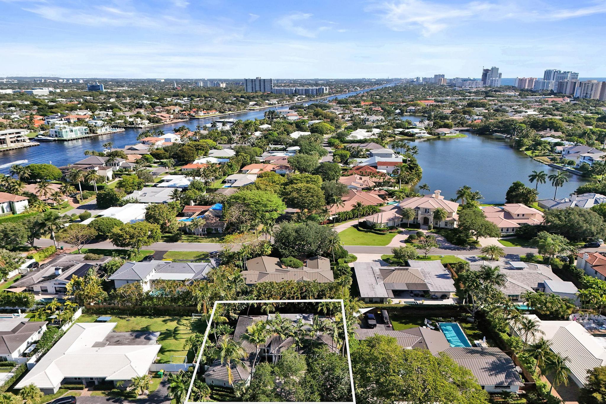 15 Minnetonka Sea Ranch Lakes, FL 33308