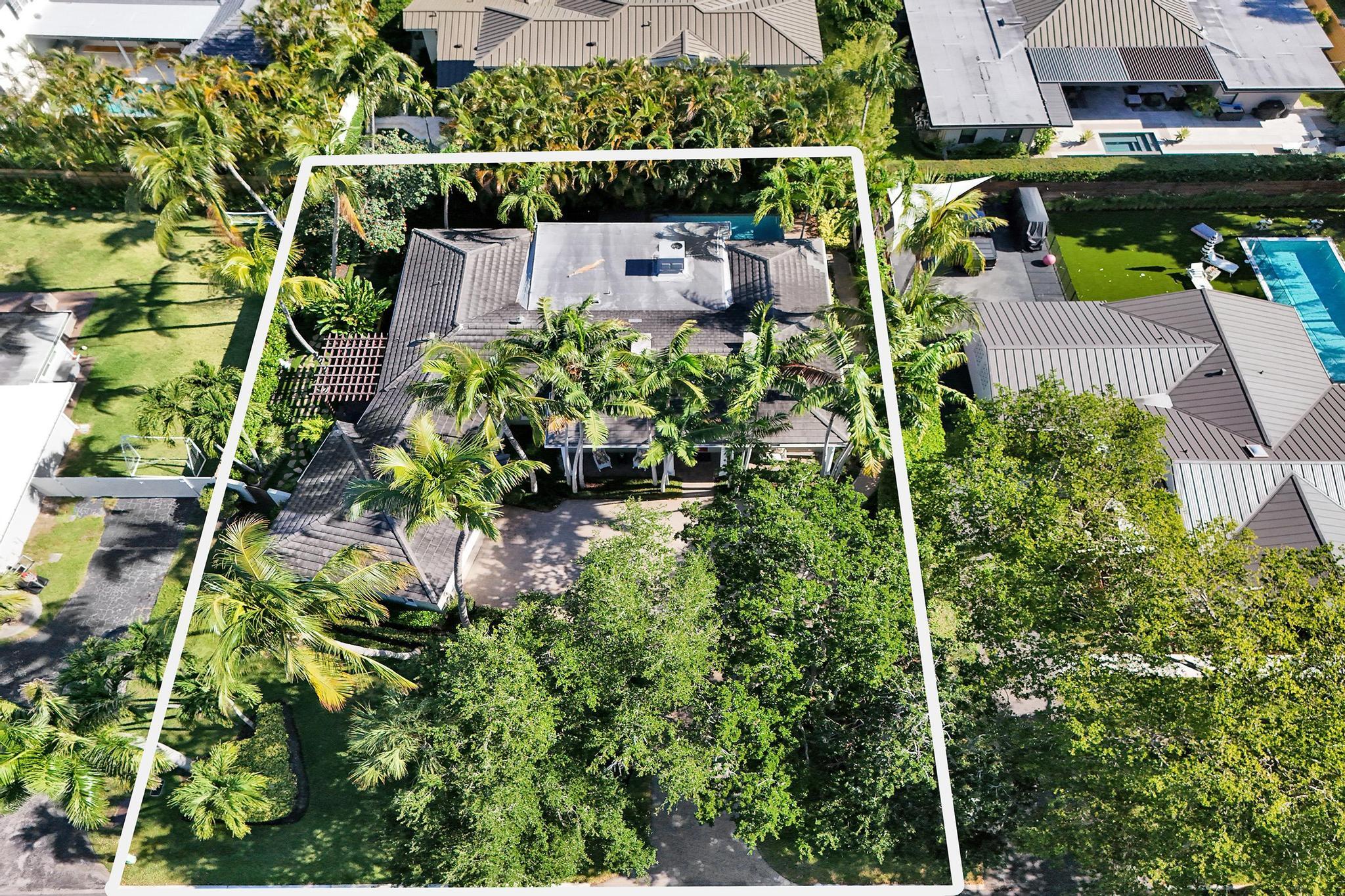 15 Minnetonka Sea Ranch Lakes, FL 33308
