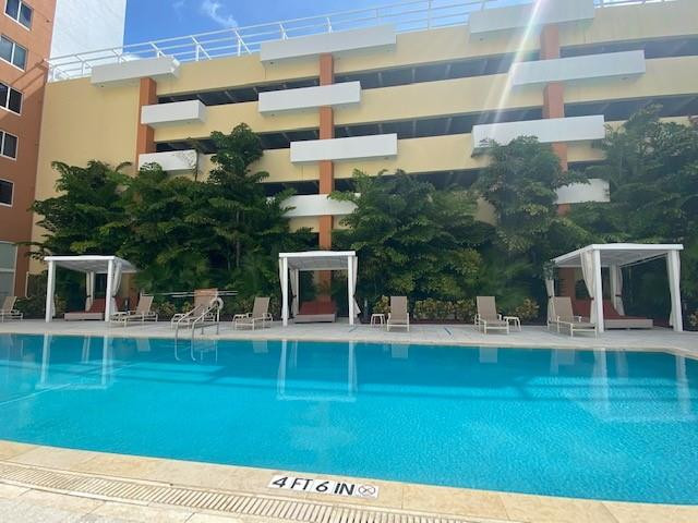 image The Venture at Aventura20