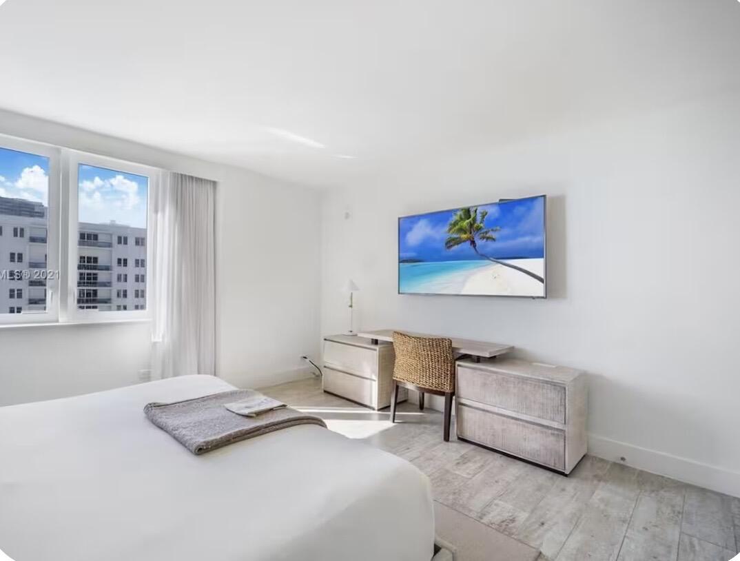 102 24th #1512 Miami Beach, FL 33139