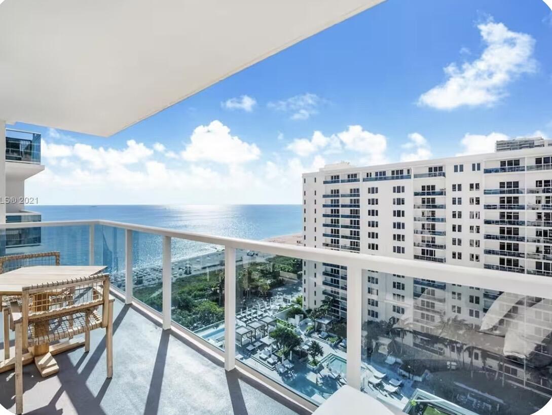 102 24th #1512 Miami Beach, FL 33139