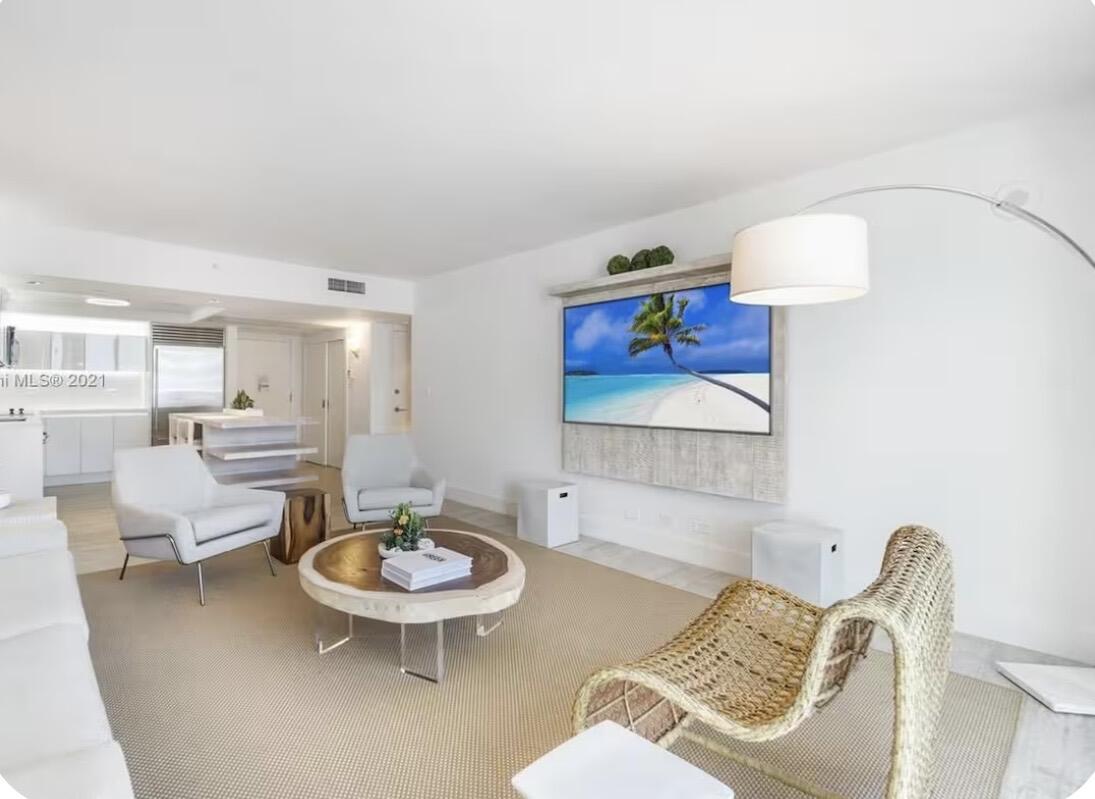 102 24th #1512 Miami Beach, FL 33139