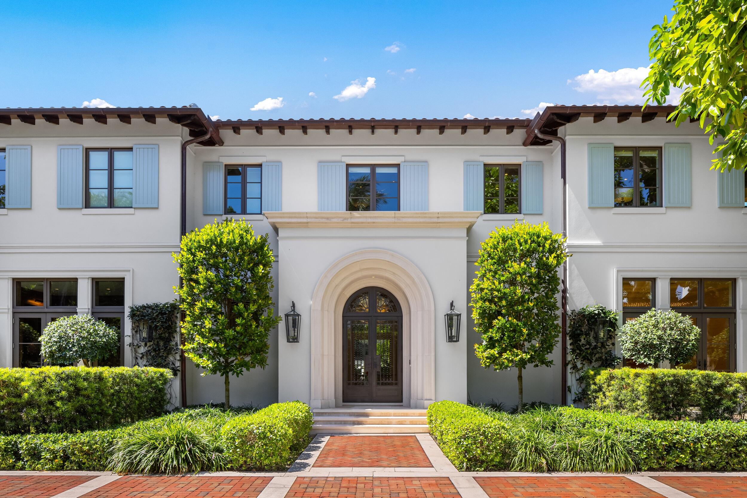 220 Jungle Palm Beach, FL 33480