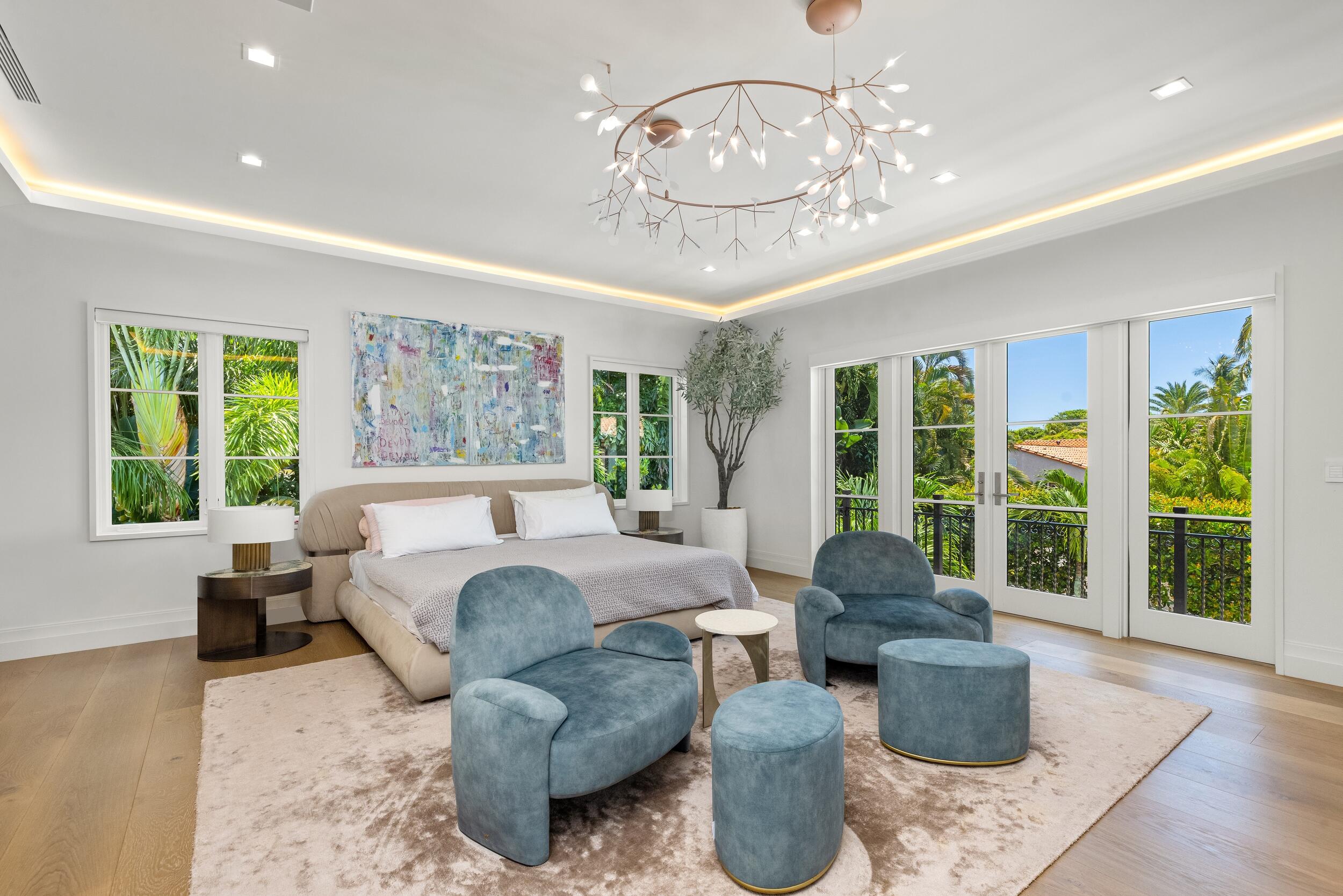 220 Jungle Palm Beach, FL 33480