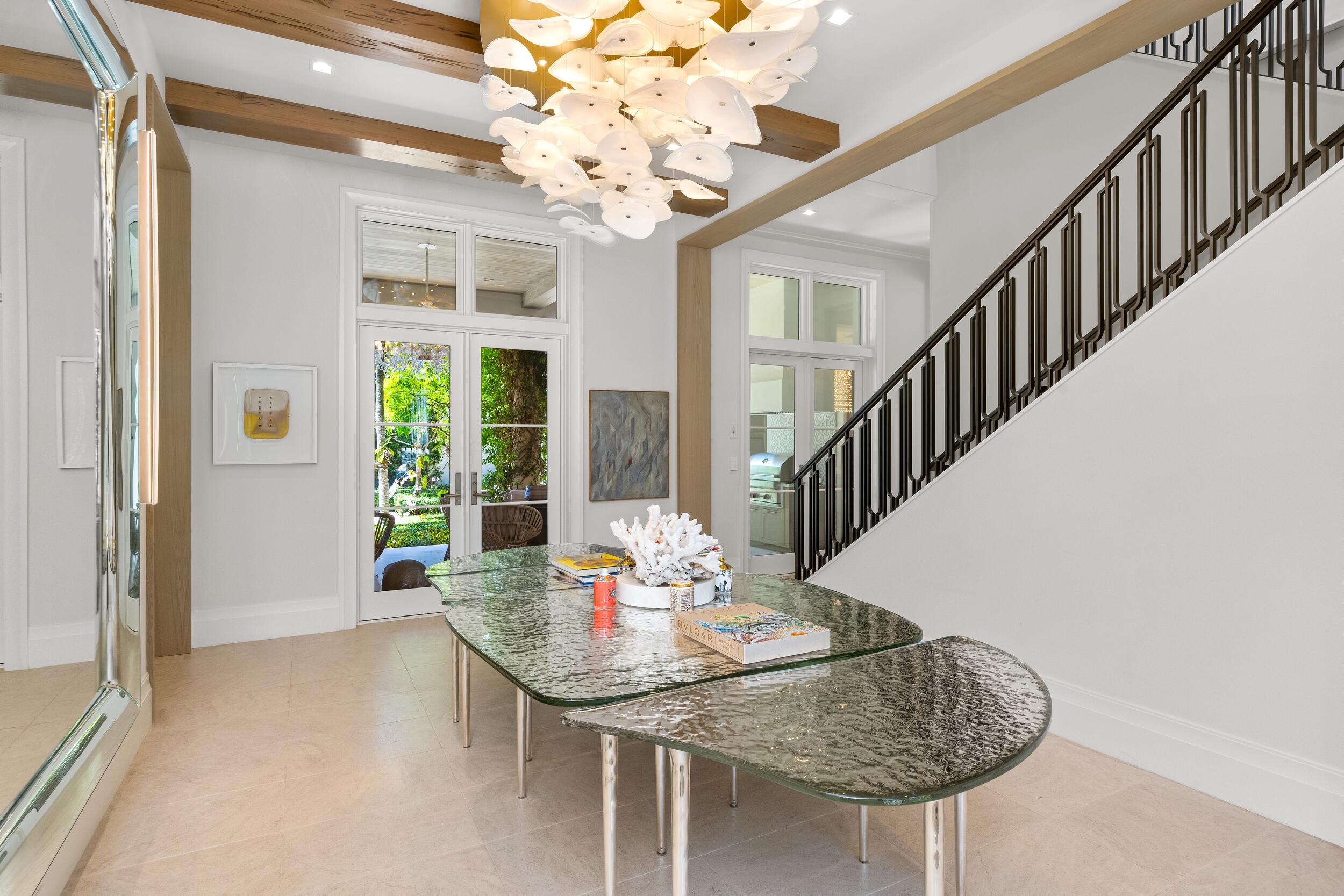220 Jungle Palm Beach, FL 33480