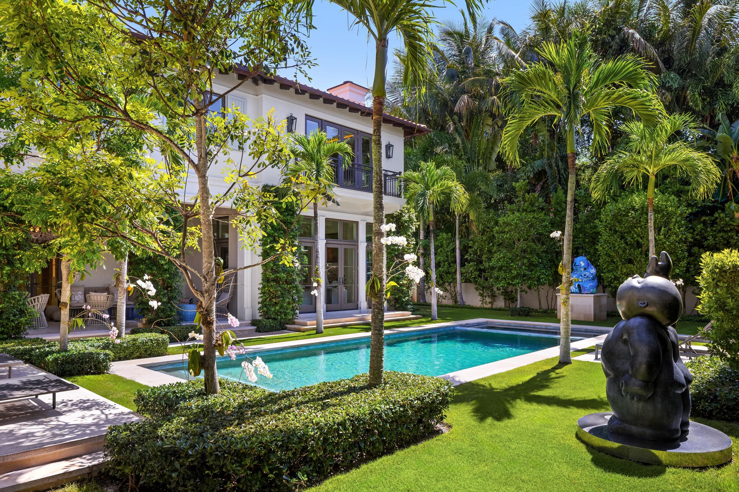 220 Jungle Palm Beach, FL 33480
