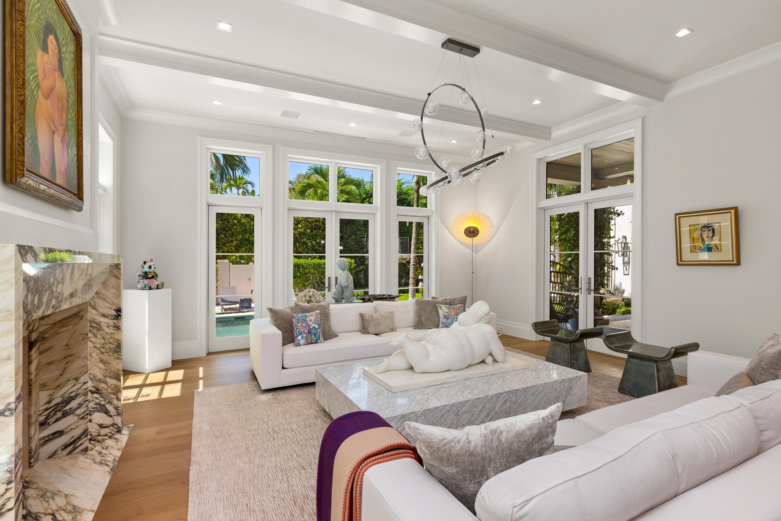 220 Jungle Palm Beach, FL 33480