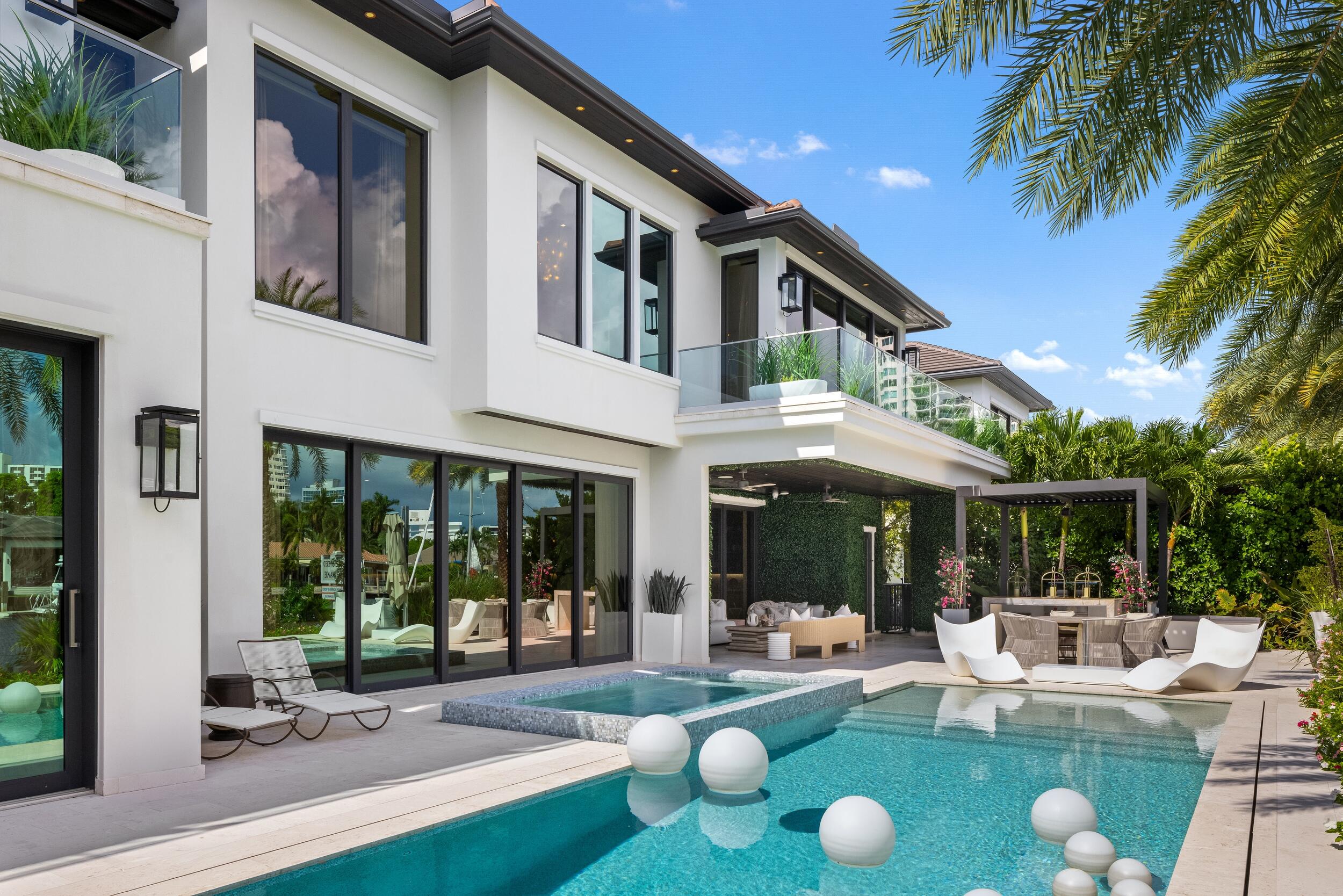 70 Isla Bahia Dr Fort Lauderdale, FL 33316