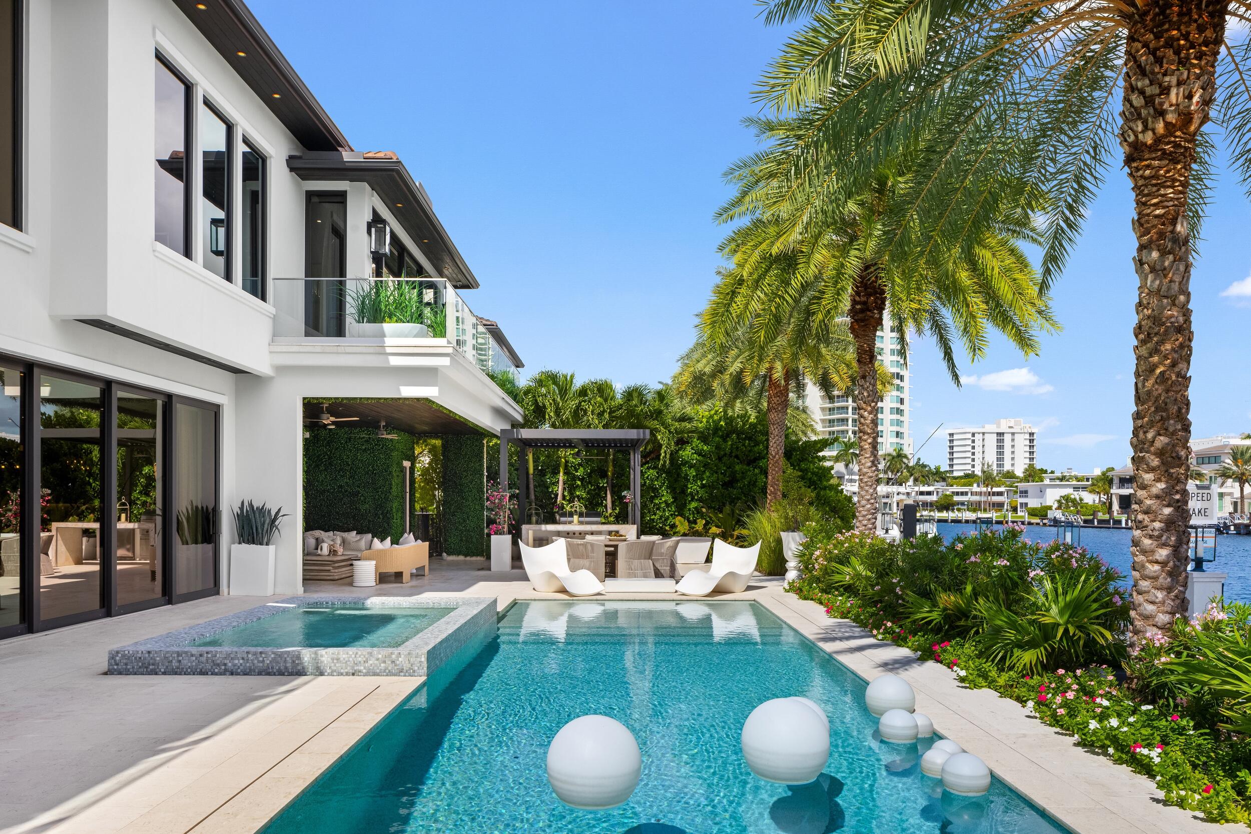 70 Isla Bahia Dr Fort Lauderdale, FL 33316