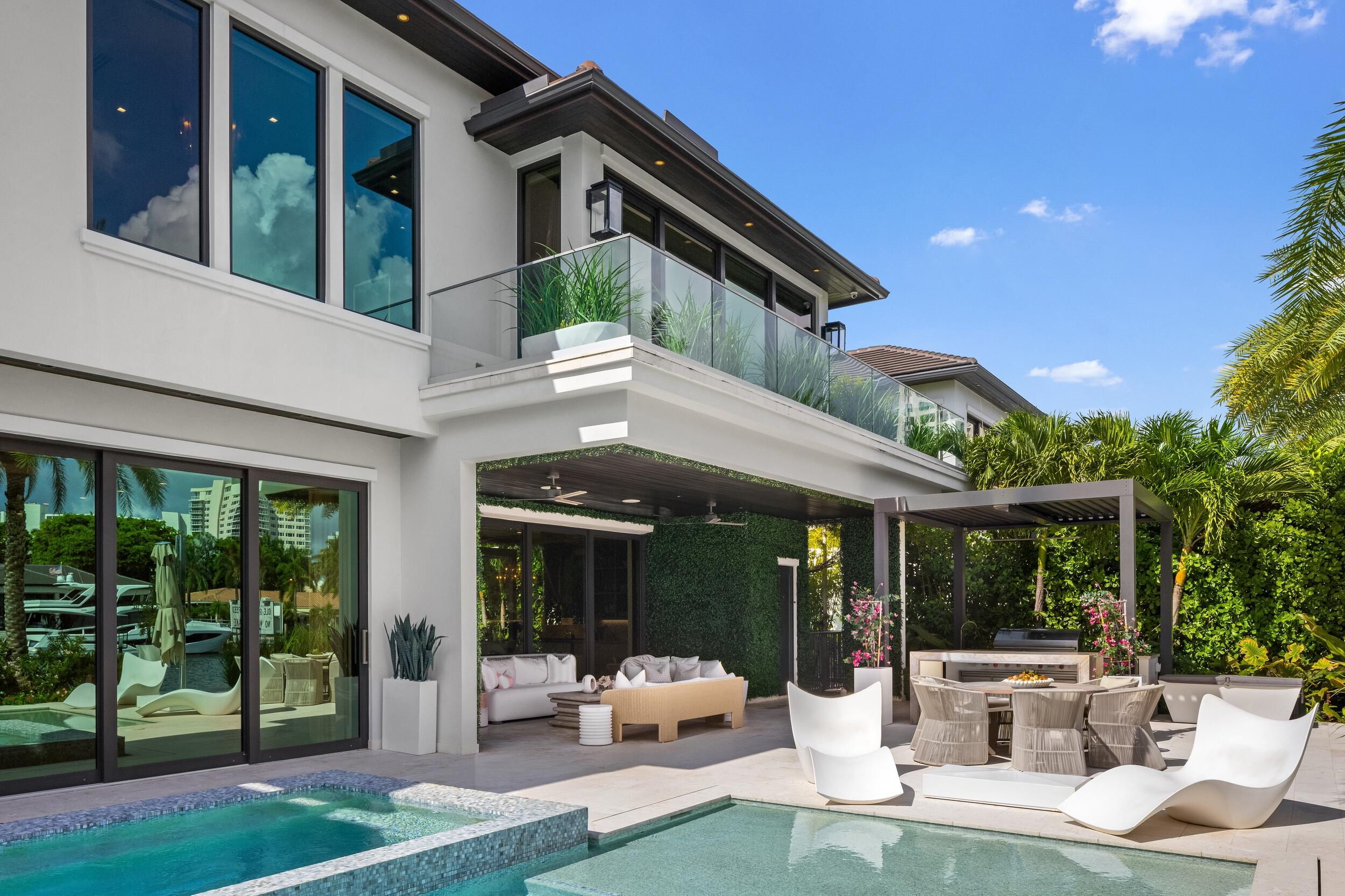 70 Isla Bahia Dr Fort Lauderdale, FL 33316