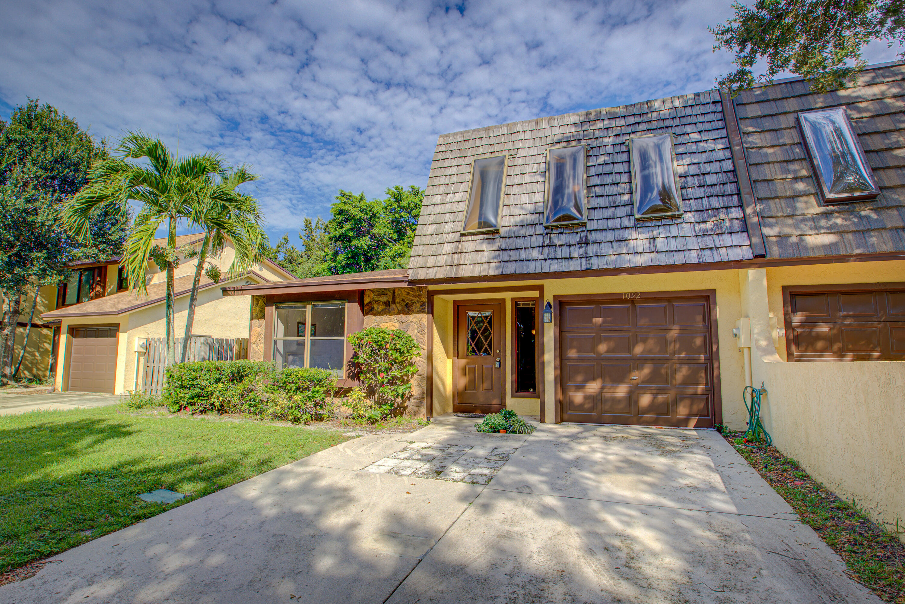 1092 Raintree Ct