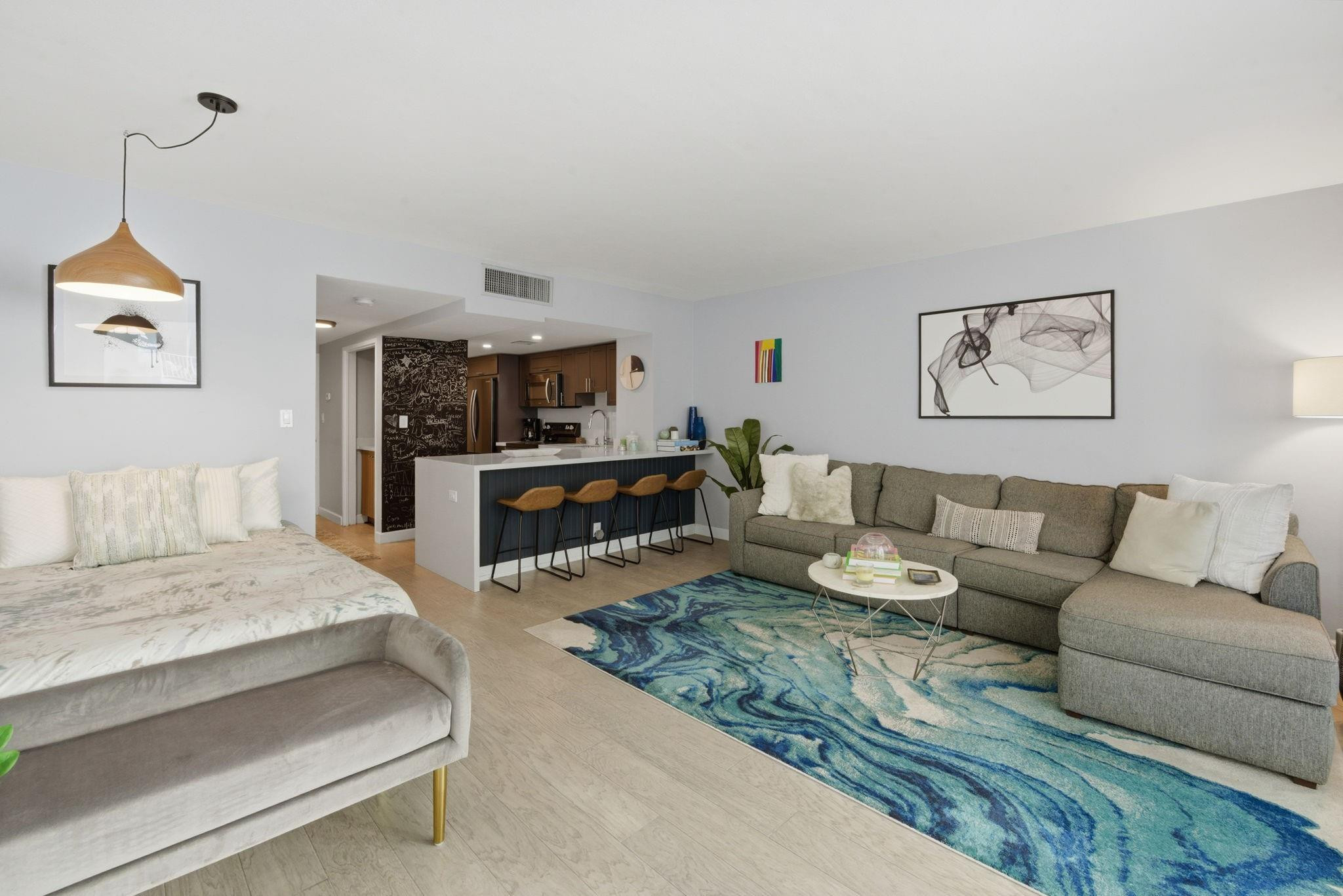 1200 West Ave #324