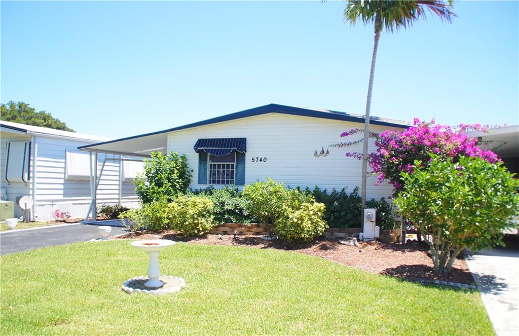 5740 Lagoon Dr