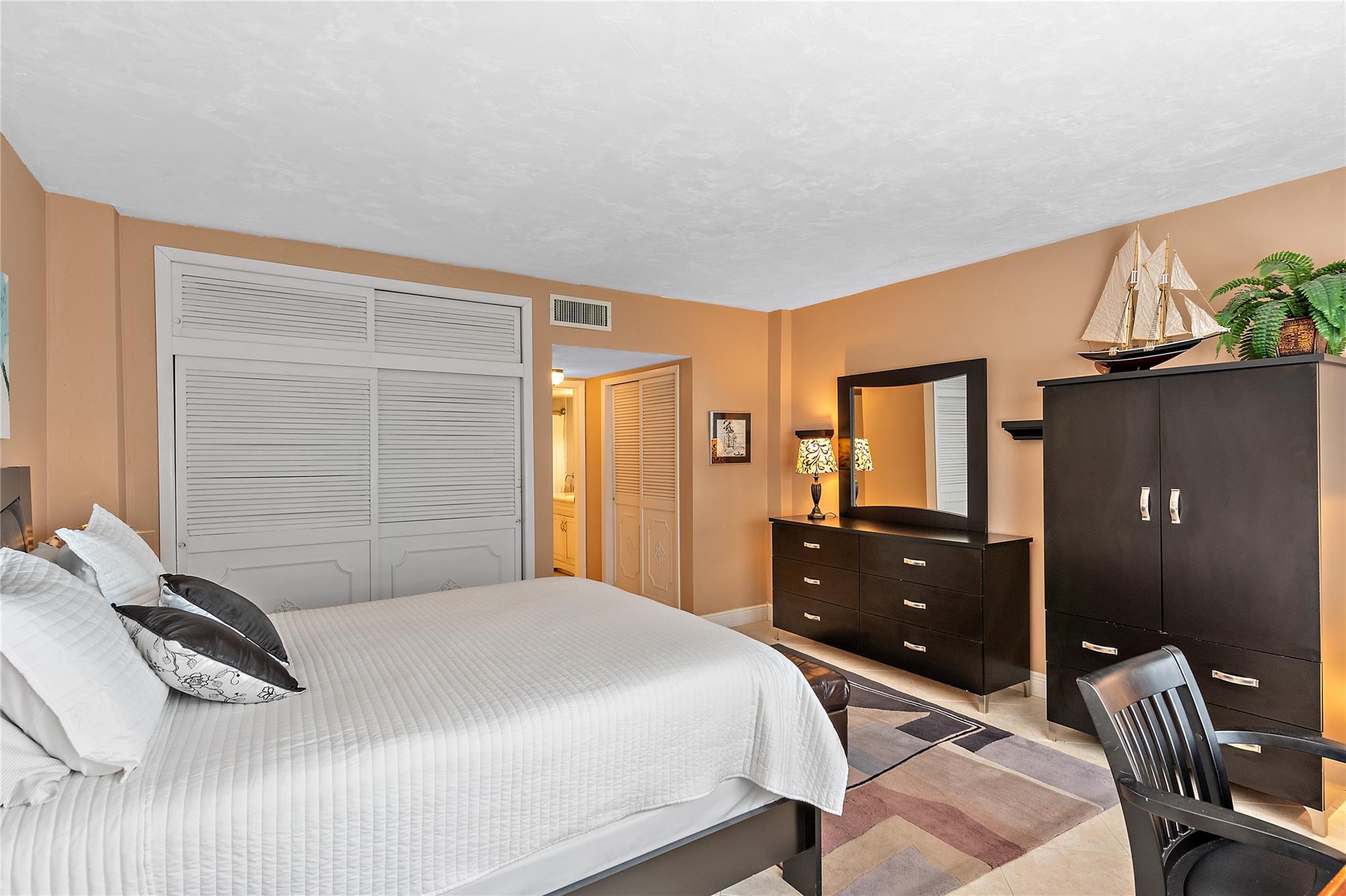 3850 Galt Ocean Dr #904,Fort Lauderdale, FL 33308